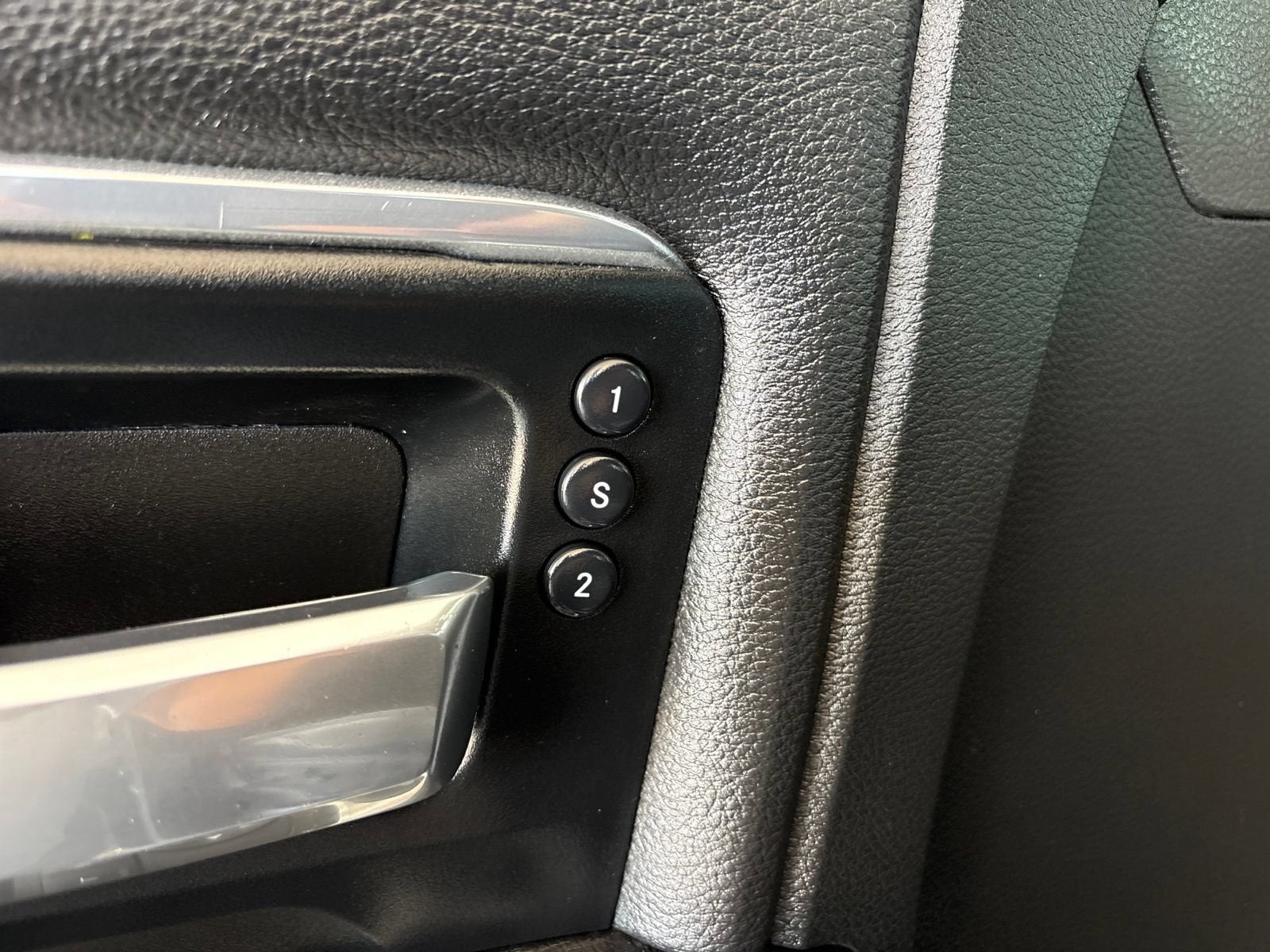 2022 RAM 2500 Laramie Crew Cab 4x4 6'4" Box