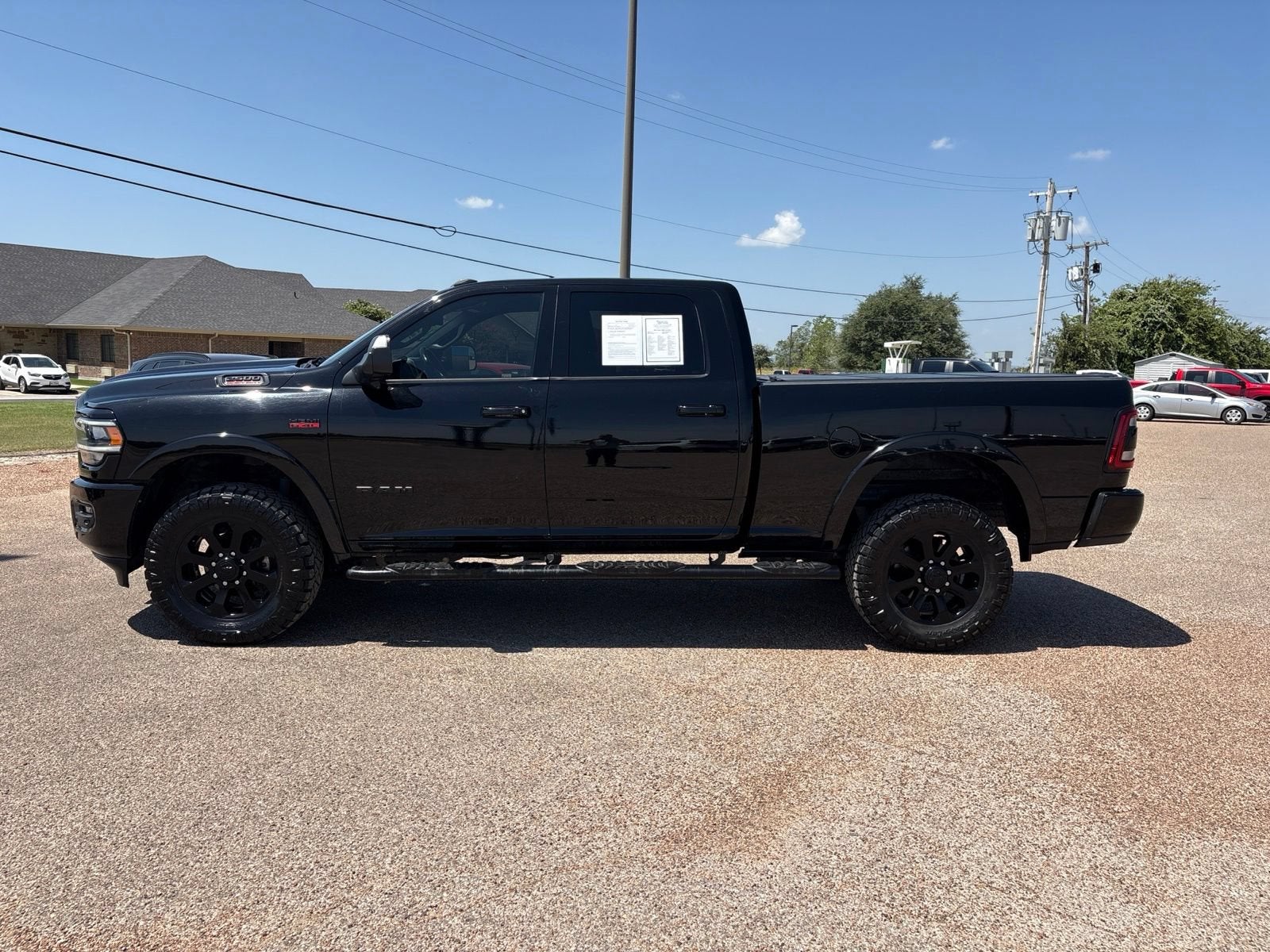 2022 RAM 2500 Laramie Crew Cab 4x4 6'4" Box