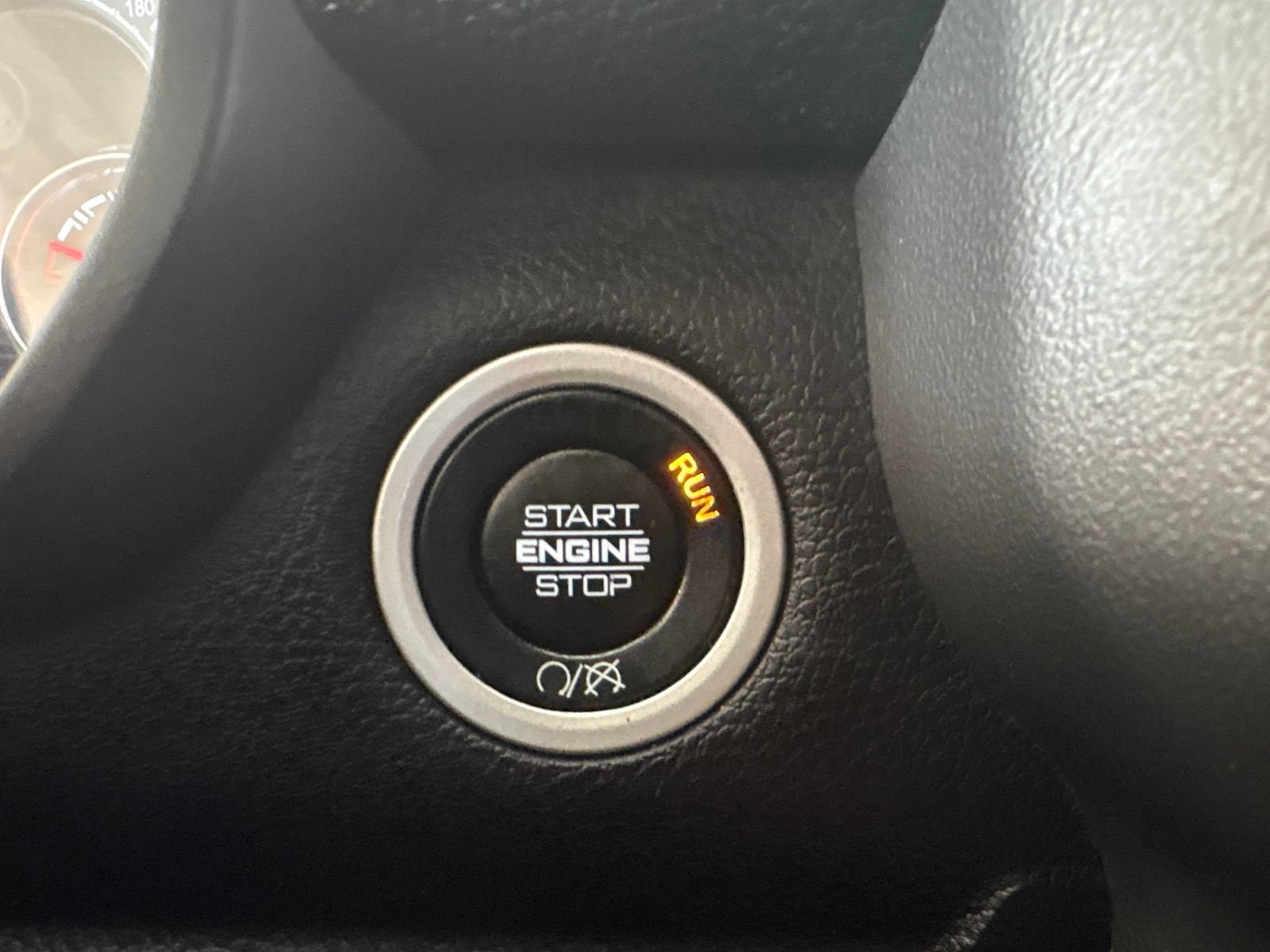 2022 RAM 2500 Laramie Crew Cab 4x4 6'4" Box