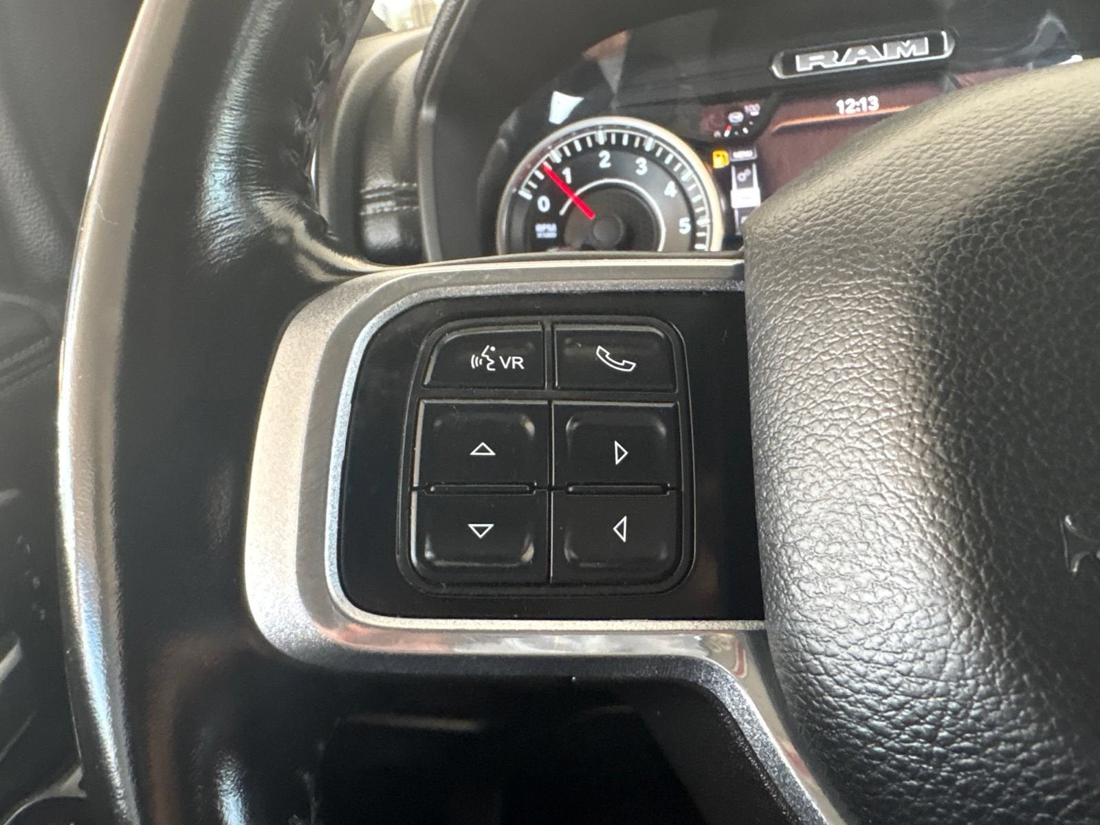 2022 RAM 2500 Laramie Crew Cab 4x4 6'4" Box
