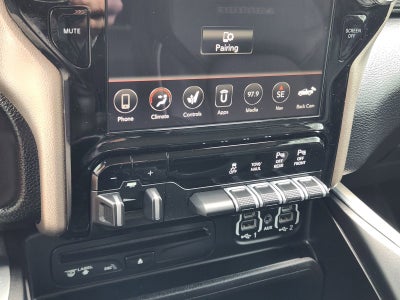 2019 RAM 1500 Laramie Crew Cab 4x2 5'7" Box