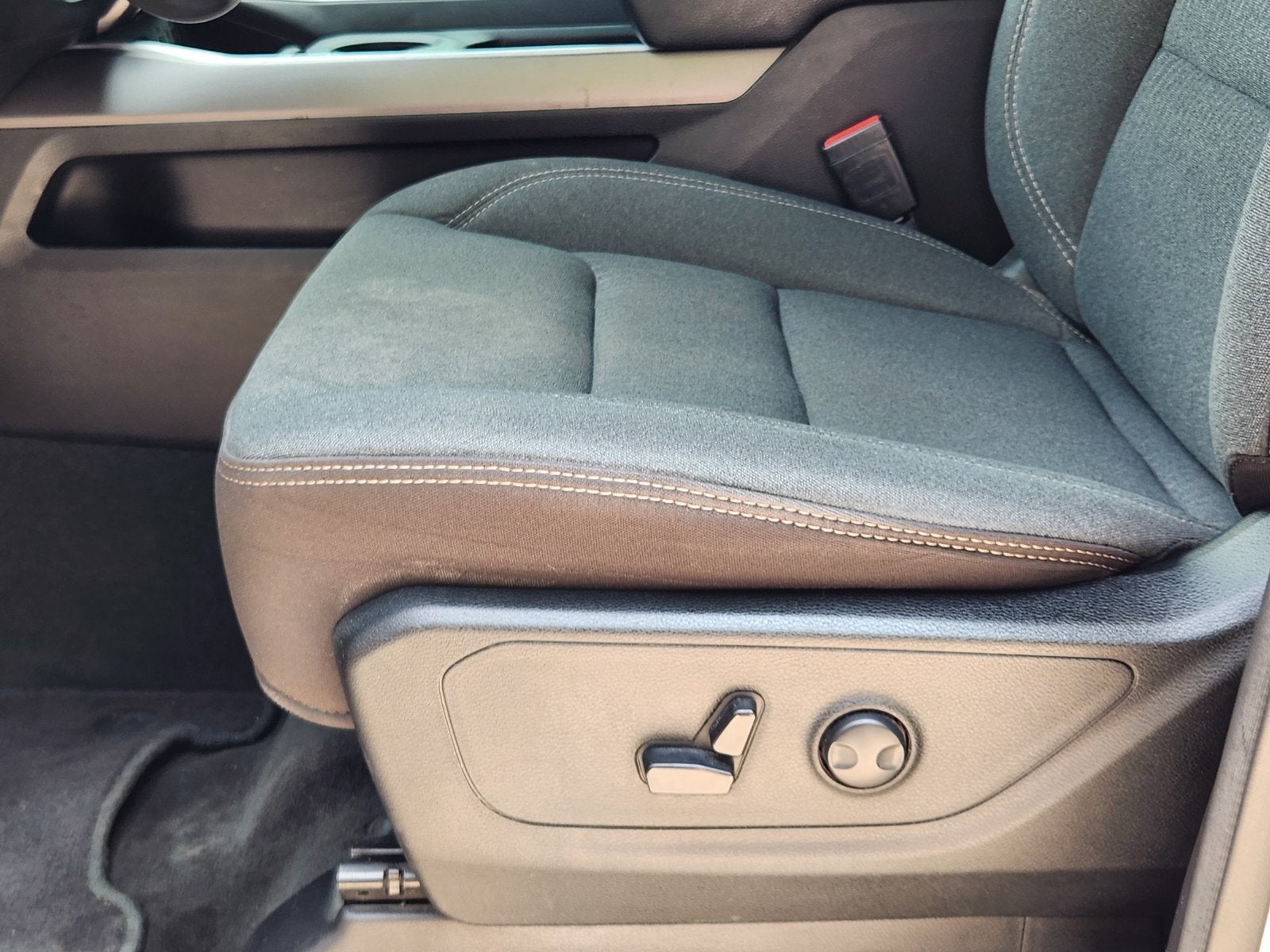 2023 RAM 1500 Lone Star Crew Cab 4x4 5'7" Box