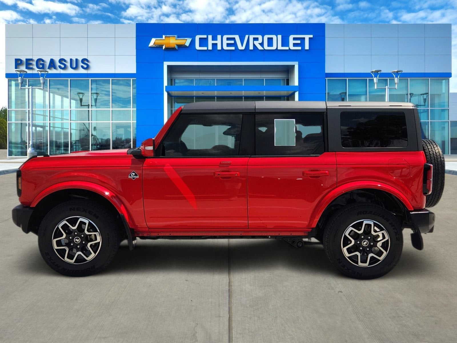 2022 Ford Bronco Base