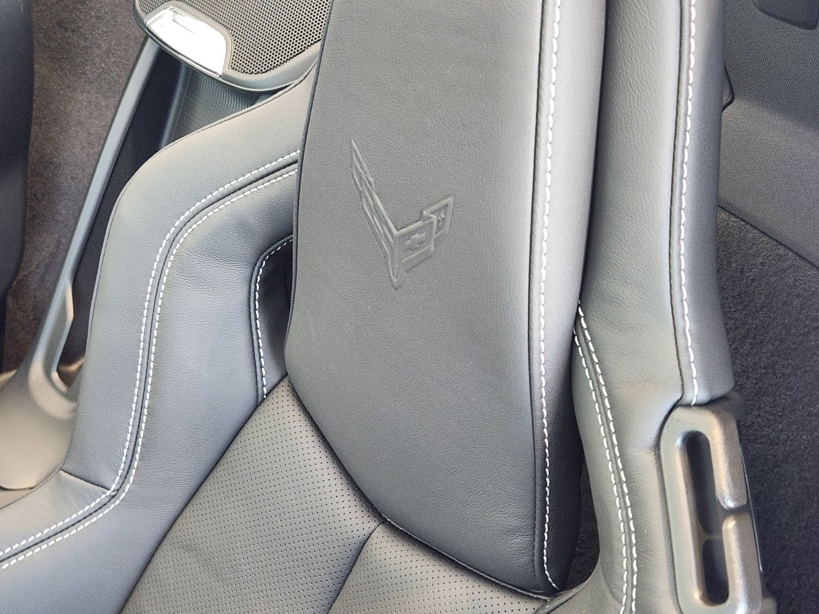 2027 Chevrolet Corvette Stingray 1LT