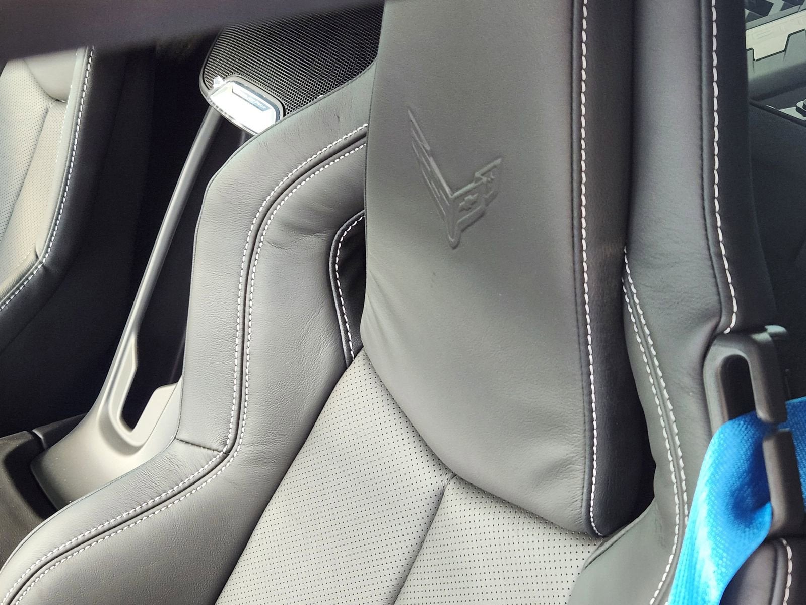 2025 Chevrolet Corvette E-Ray 1LZ