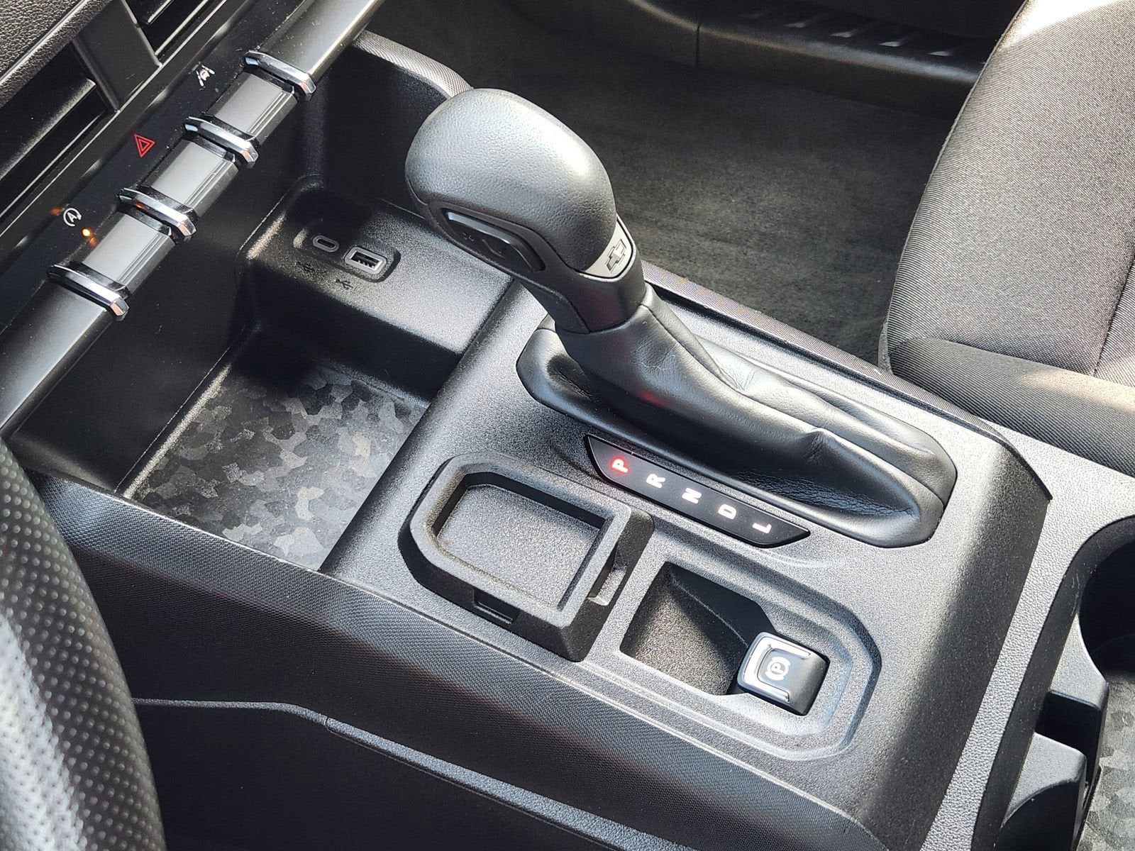 2024 Chevrolet Colorado WT