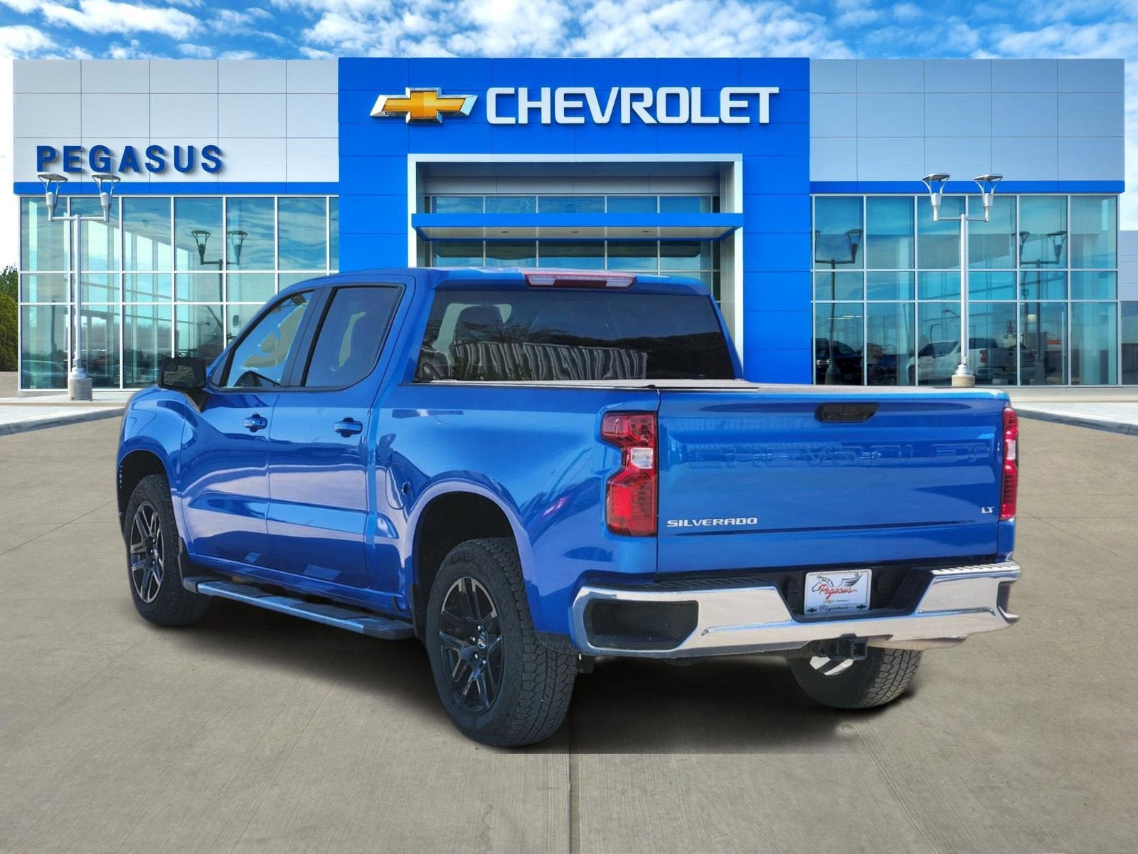 2025 Chevrolet Silverado 1500 LT