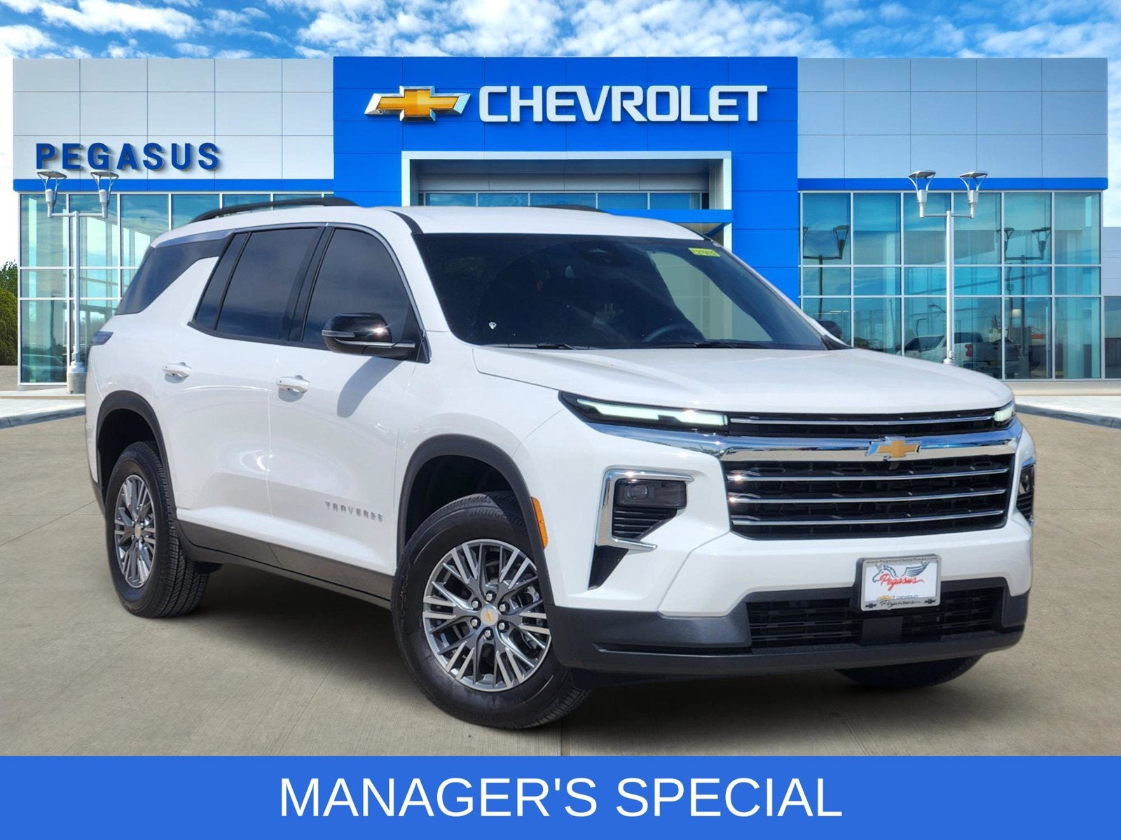 2027 Chevrolet Traverse LT