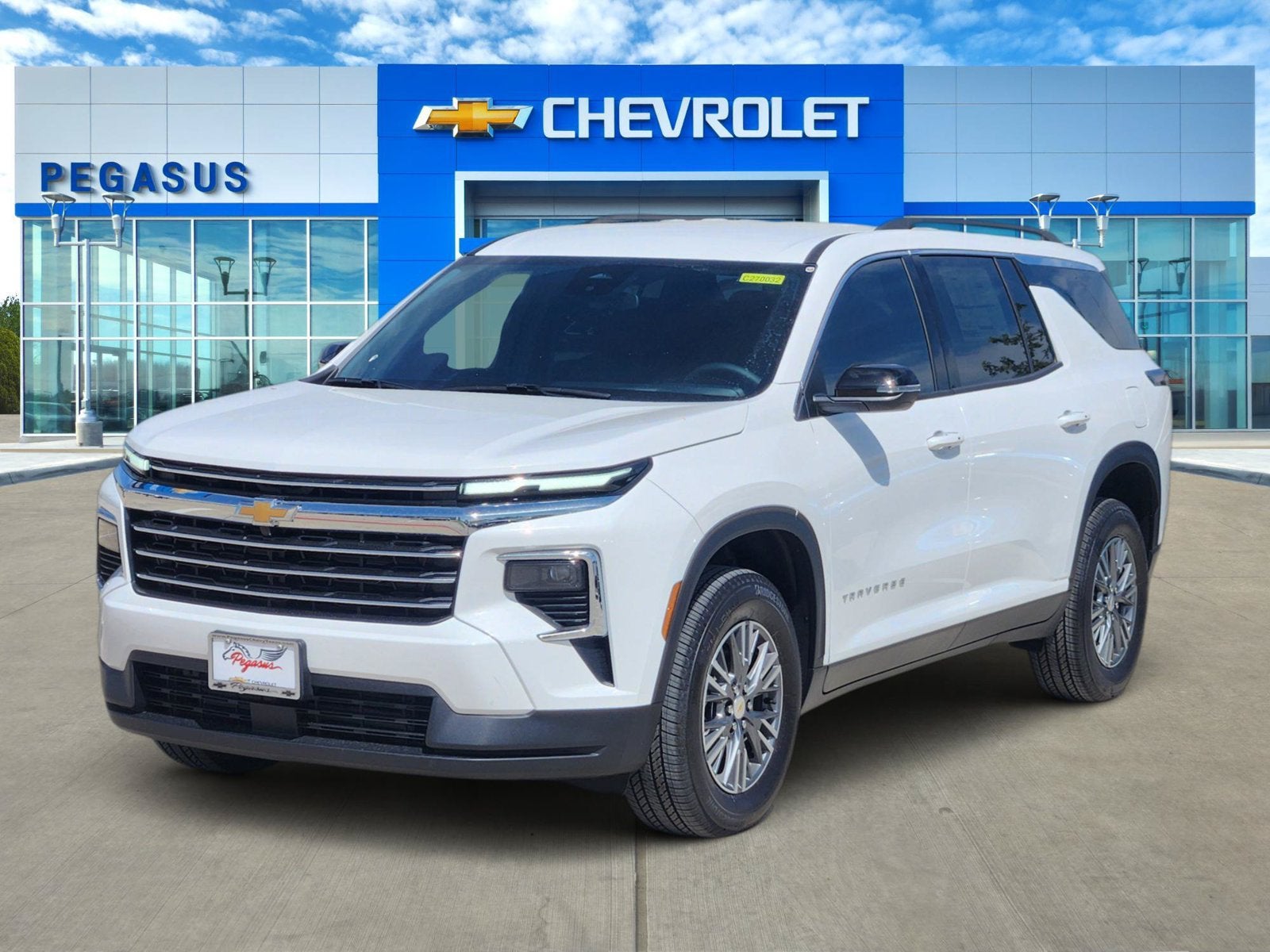 2027 Chevrolet Traverse LT