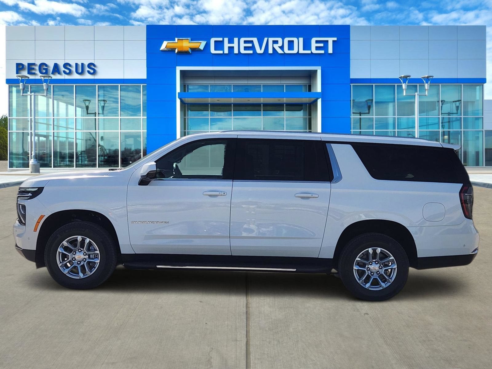 2026 Chevrolet Suburban LT