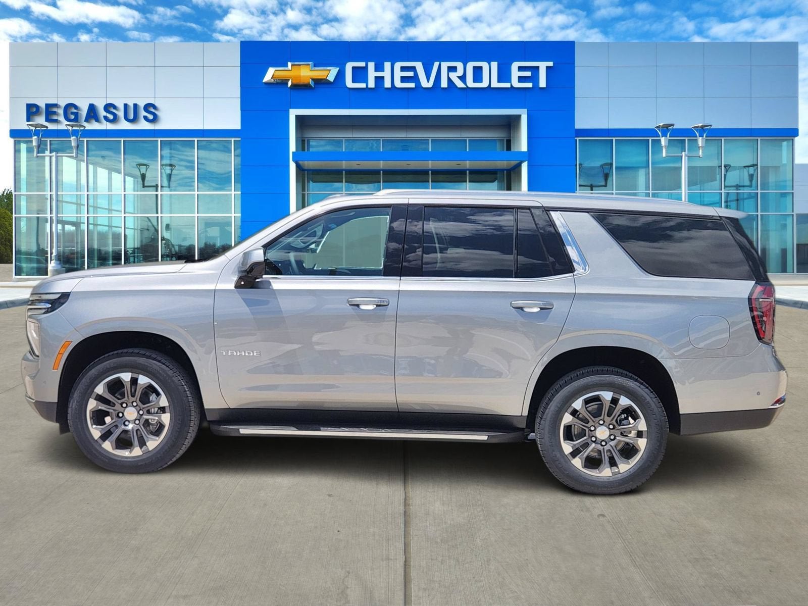 2026 Chevrolet Tahoe LS