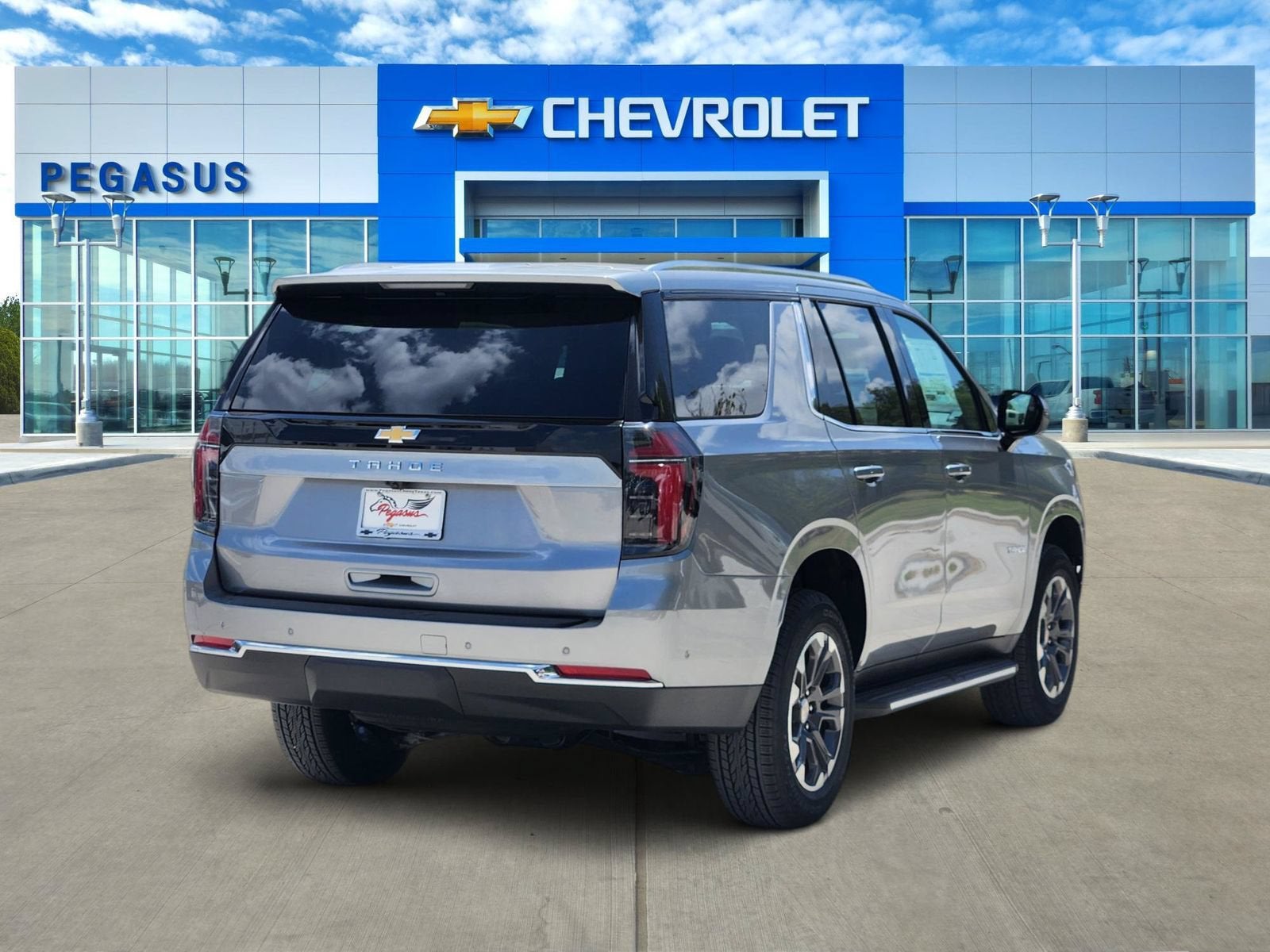 2026 Chevrolet Tahoe LS
