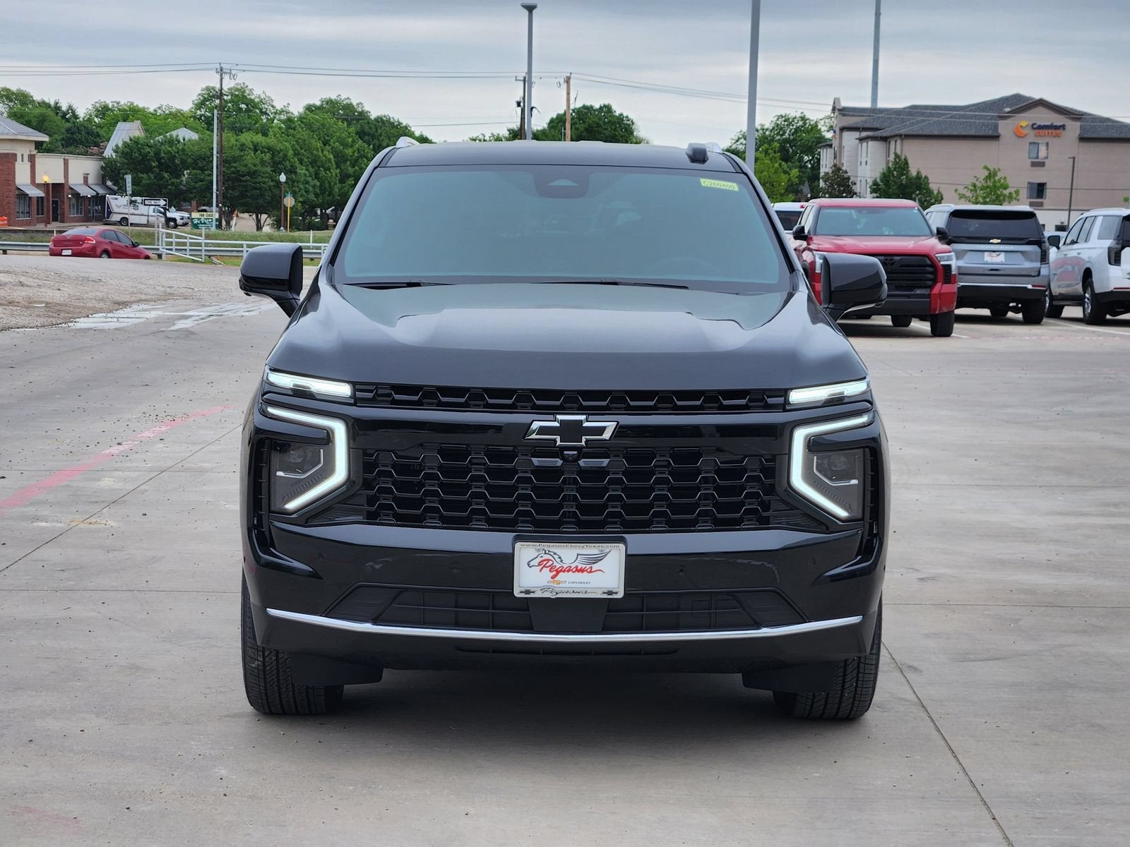 2026 Chevrolet Suburban LS