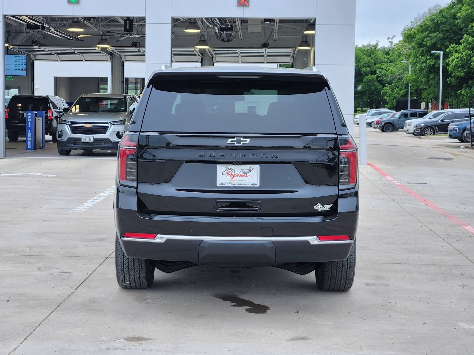 2026 Chevrolet Suburban LS