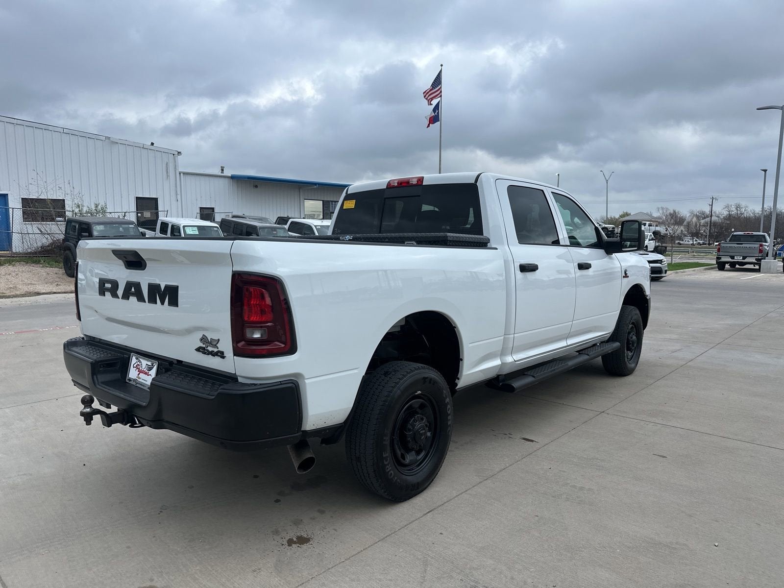 2025 RAM 2500 Tradesman Crew Cab 4x4 6'4" Box
