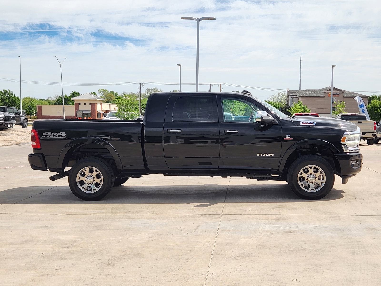 2020 RAM 2500 Laramie Mega Cab 4x4 6'4" Box