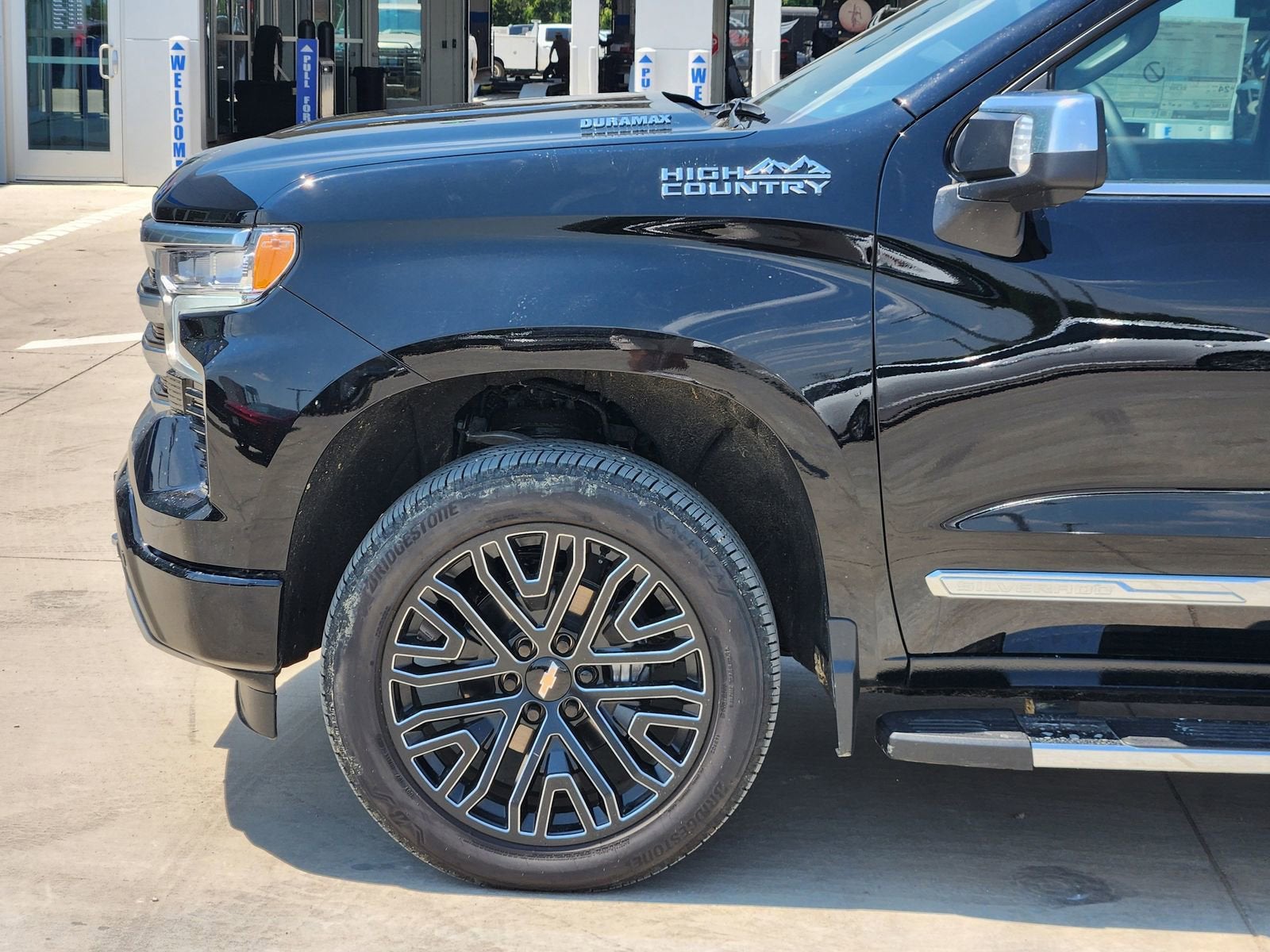 2025 Chevrolet Silverado 1500 High Country