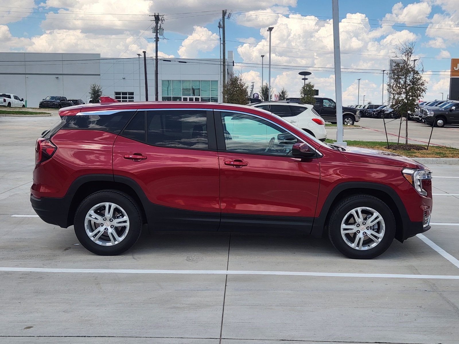 2024 GMC Terrain SLE