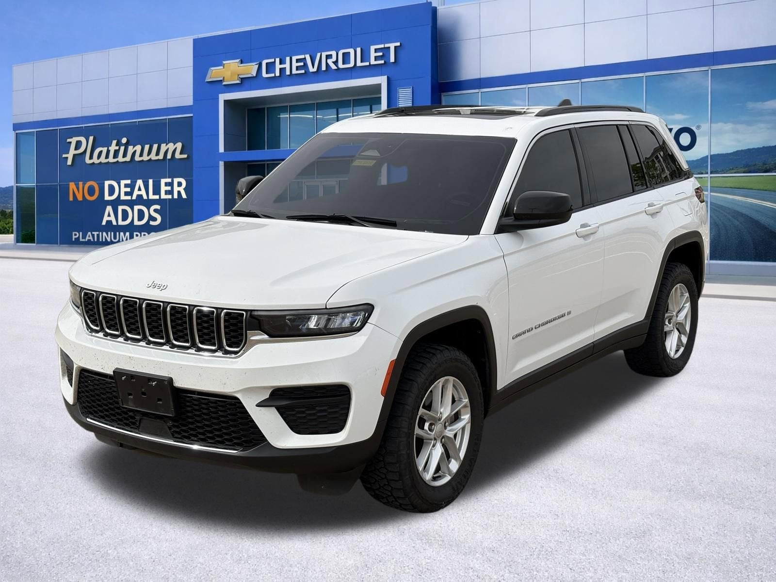 2024 Jeep Grand Cherokee Laredo X 4x2