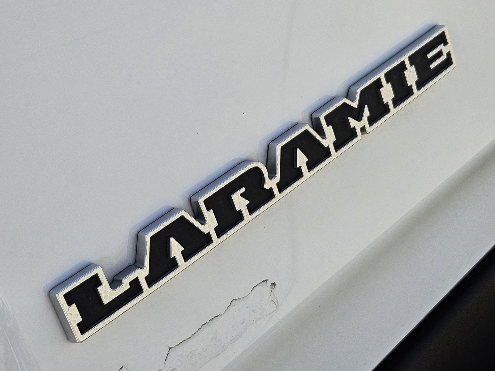2024 RAM 1500 Laramie Crew Cab 4x4 5'7" Box