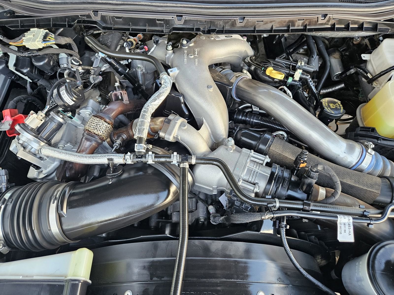 2023 Ford F-350 LARIAT