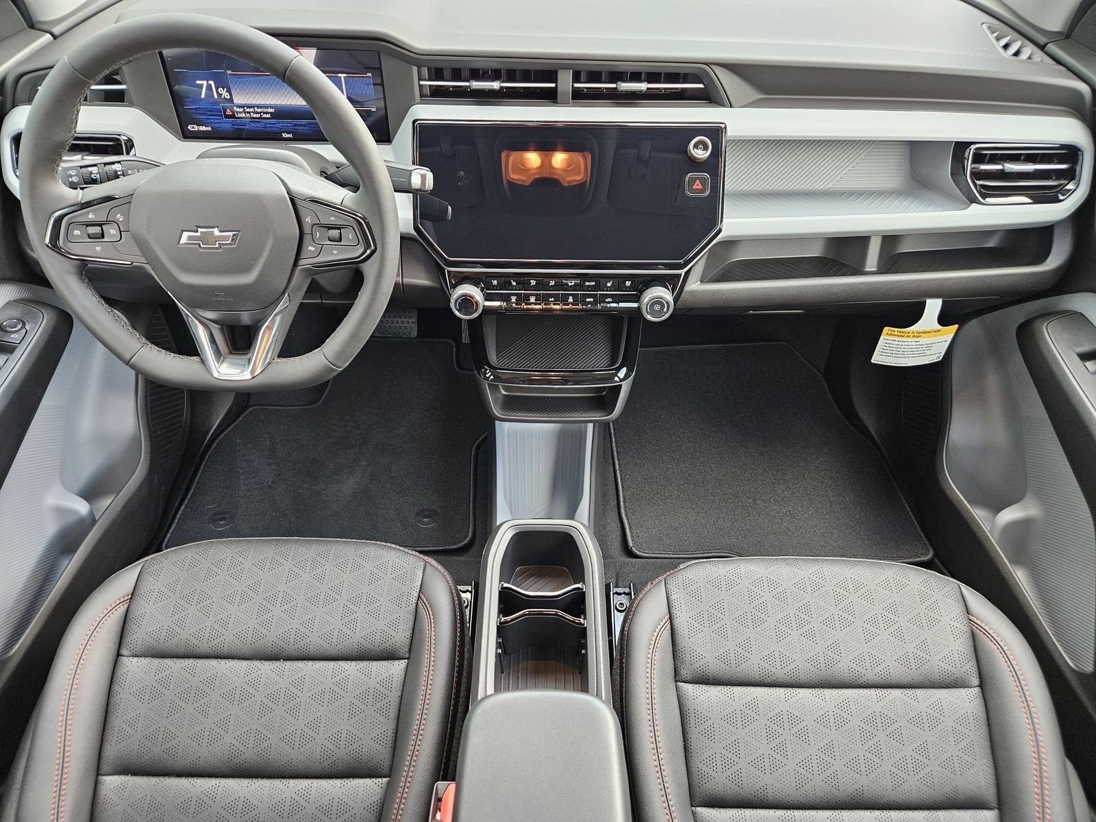 2027 Chevrolet Bolt RS - Photo 24
