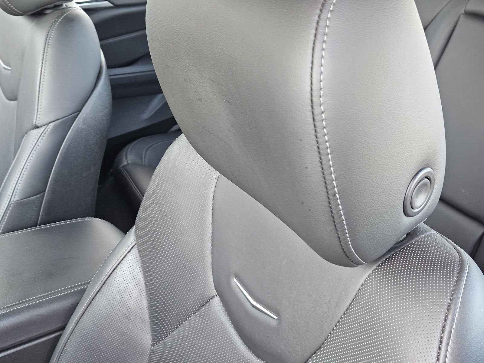 2022 Cadillac CT4 Premium Luxury