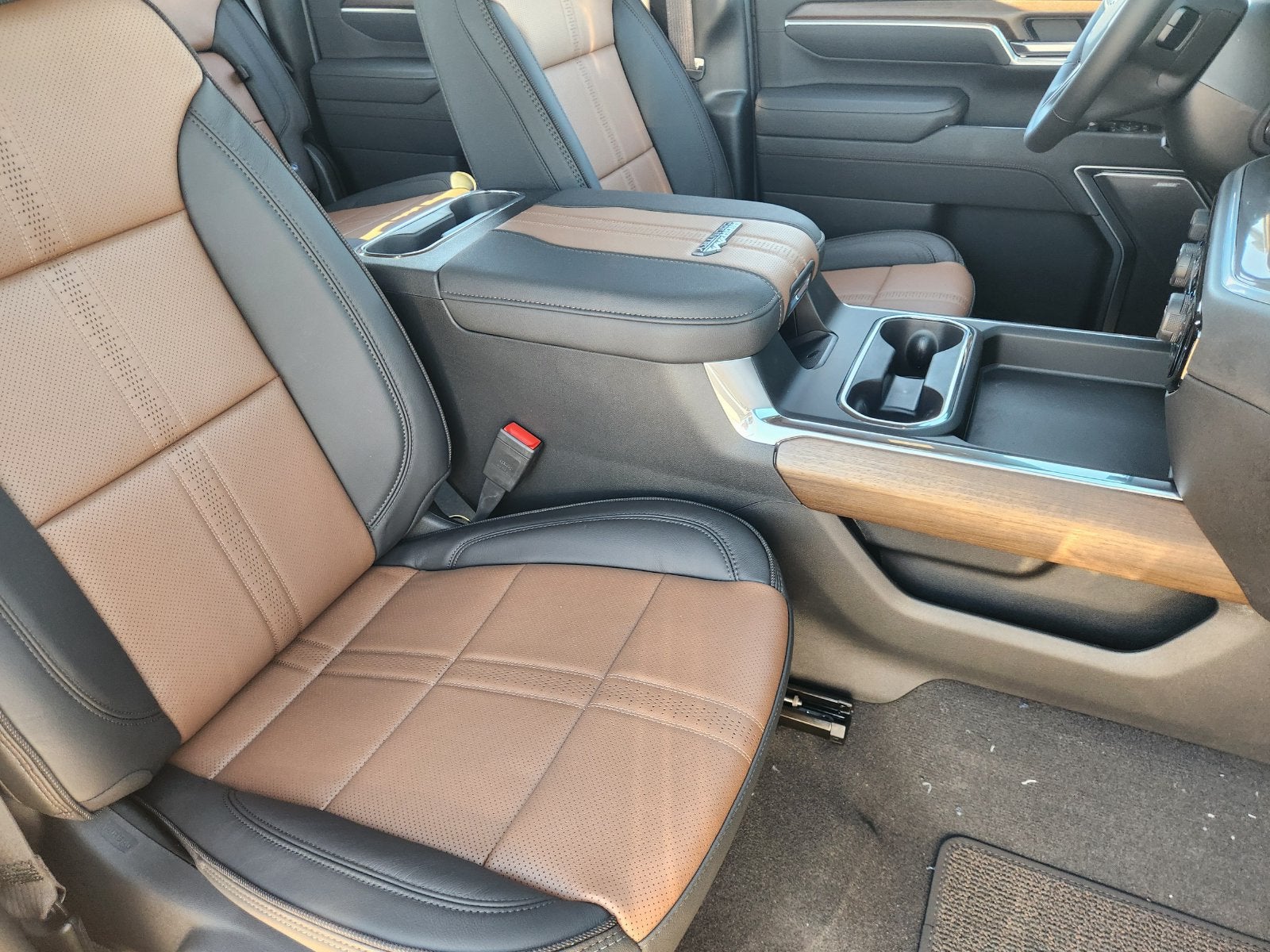 2026 Chevrolet Silverado 3500 HD High Country - Photo 14