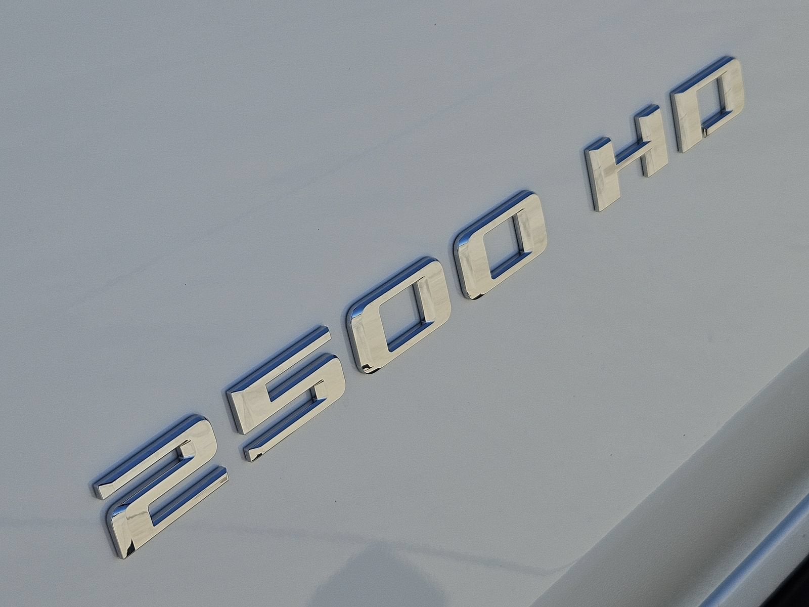 2026 Chevrolet Silverado 2500 HD ZR2 - Photo 15