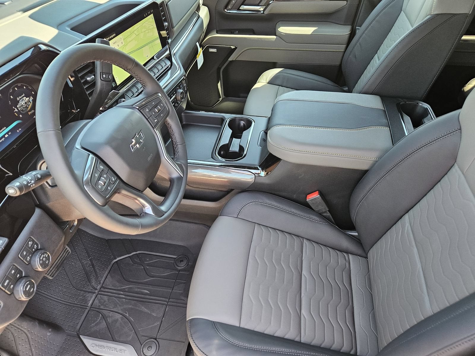 2026 Chevrolet Silverado 2500 HD ZR2 - Photo 16