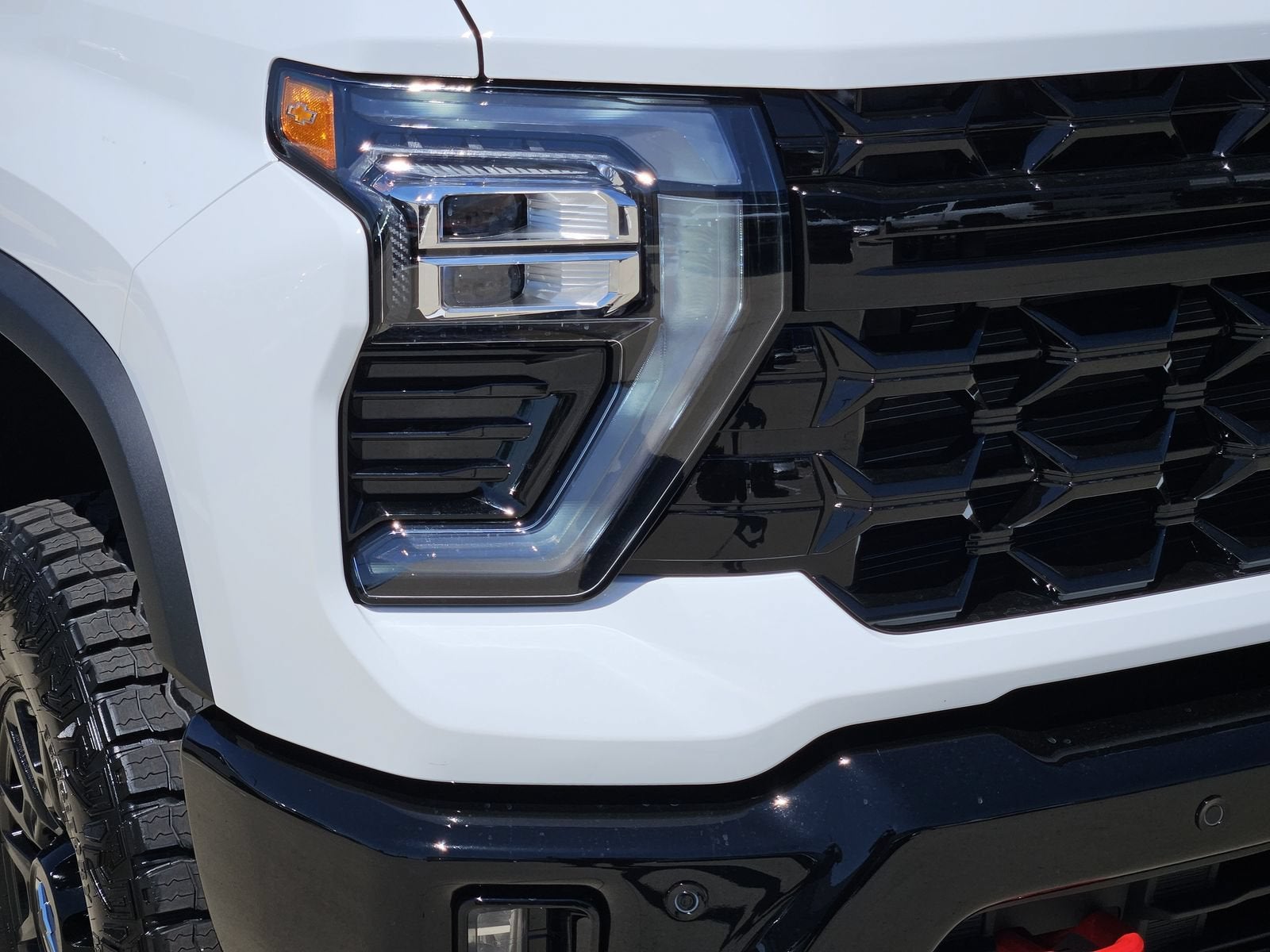 2026 Chevrolet Silverado 2500 HD ZR2 - Photo 9