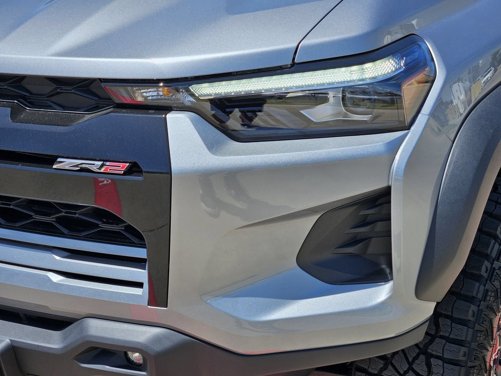 2026 Chevrolet Colorado ZR2 - Photo 10