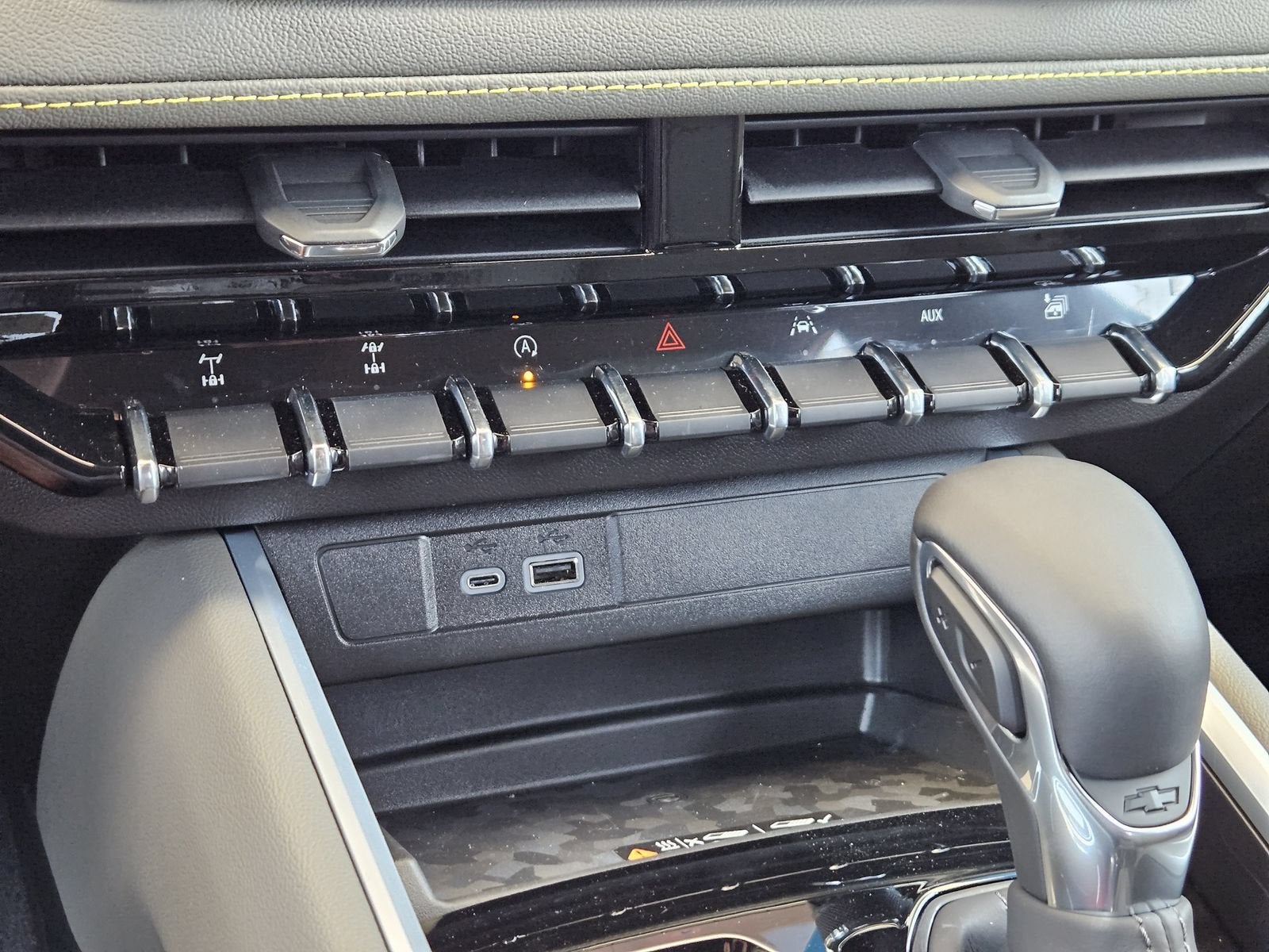 2026 Chevrolet Colorado ZR2 - Photo 22