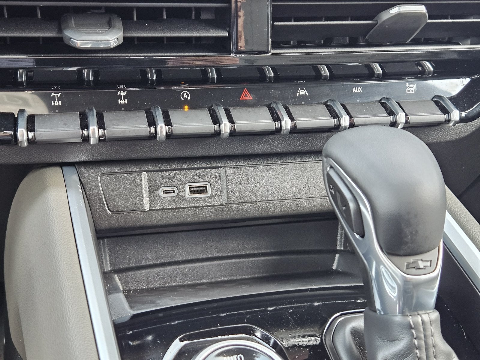 2026 Chevrolet Colorado ZR2 - Photo 23