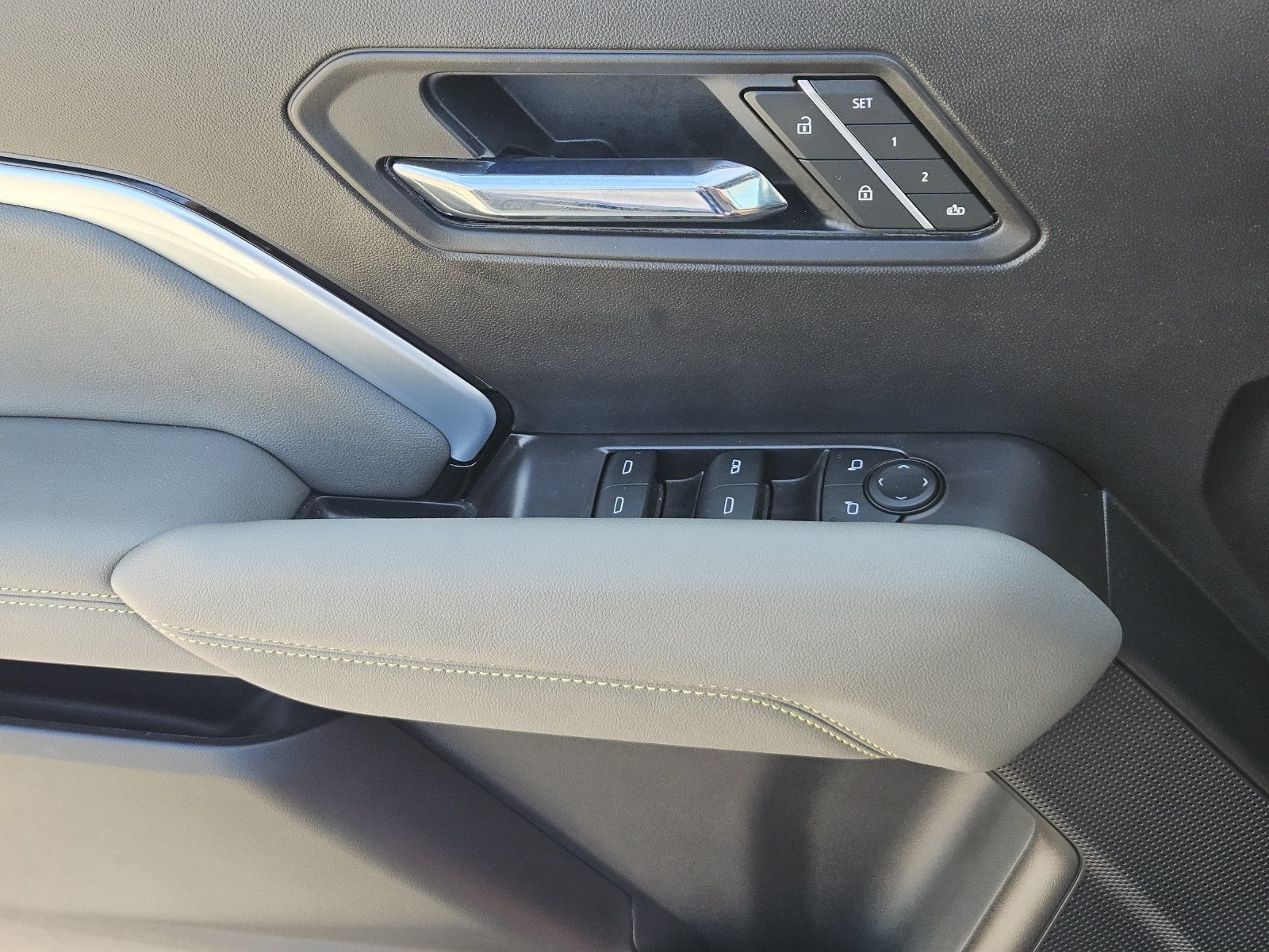 2026 Chevrolet Colorado ZR2 - Photo 30