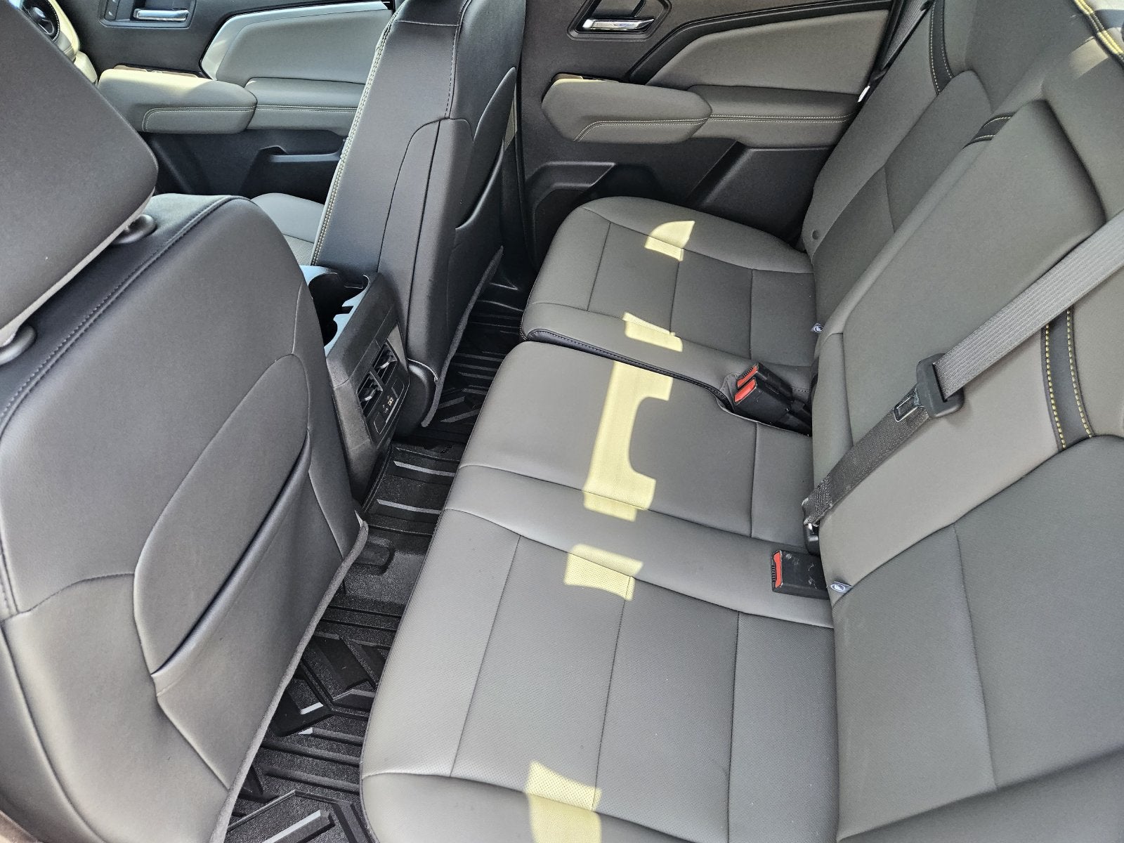 2026 Chevrolet Colorado ZR2 - Photo 33