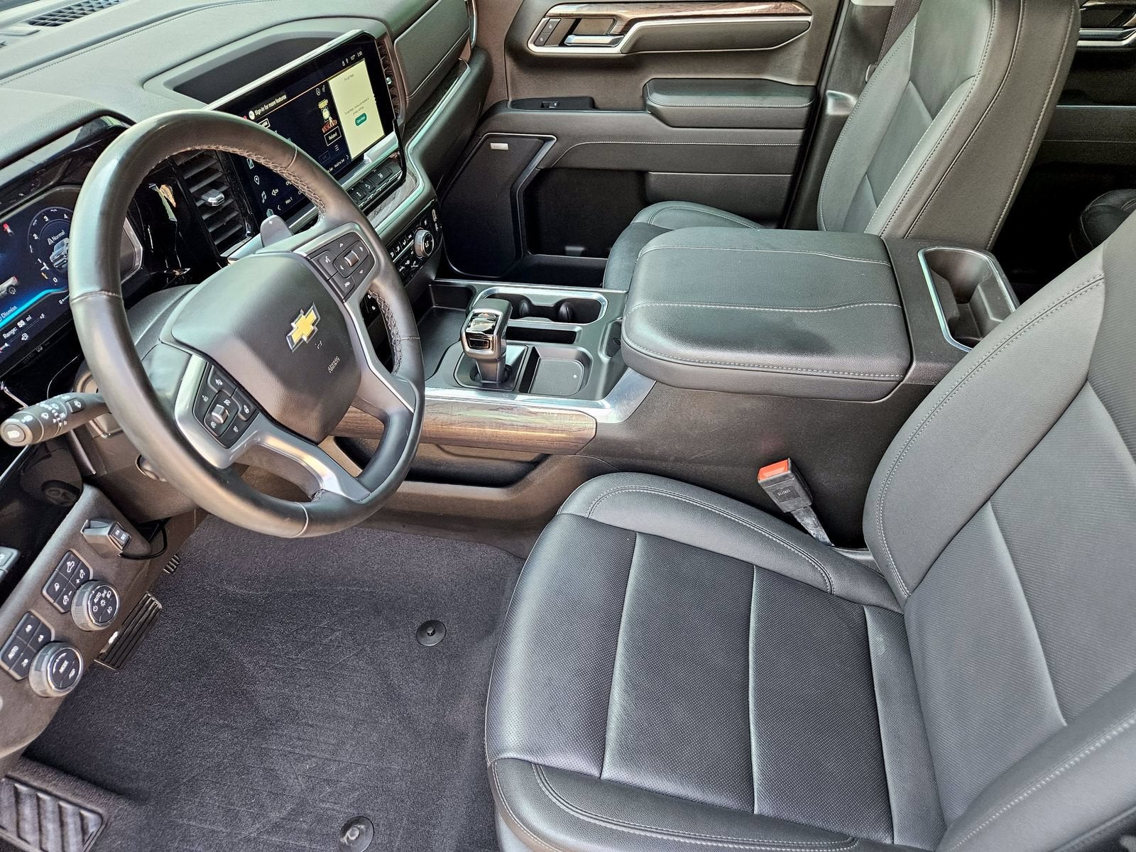 2024 Chevrolet Silverado 1500 LTZ