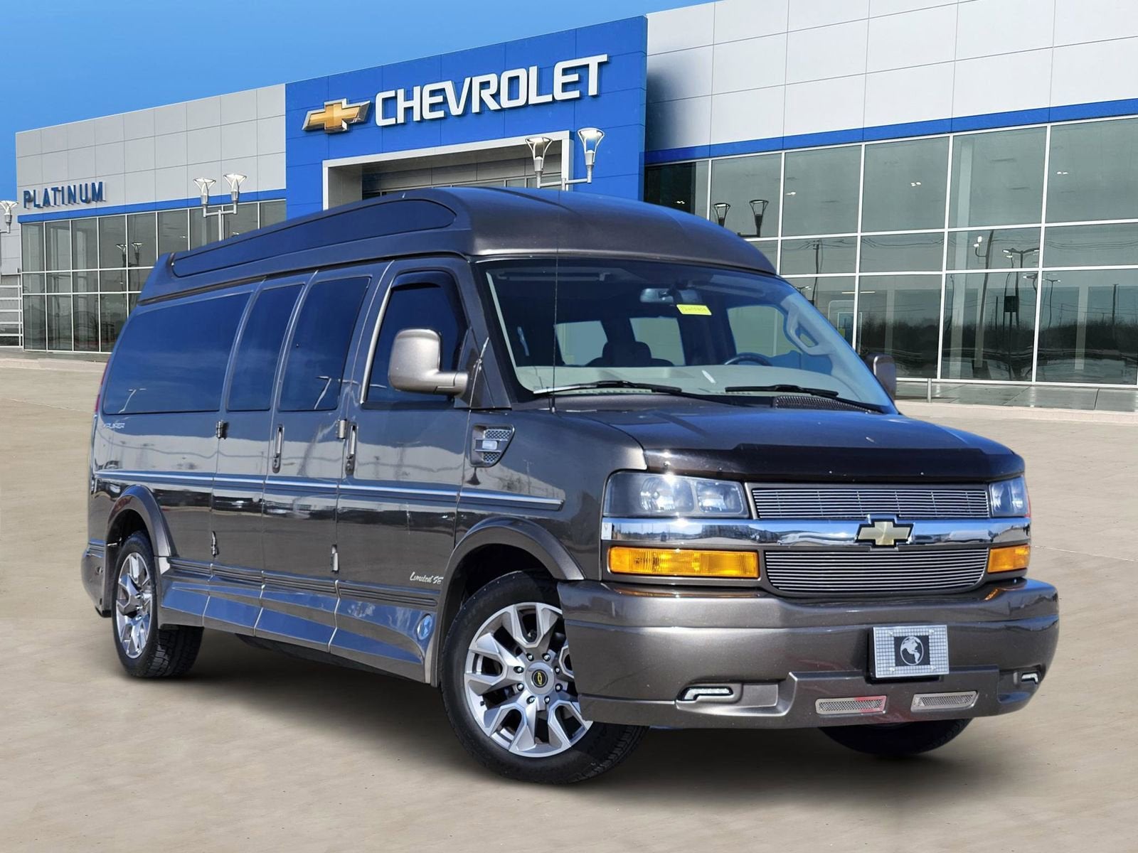 2023 Chevrolet Express Cargo 2500 WT