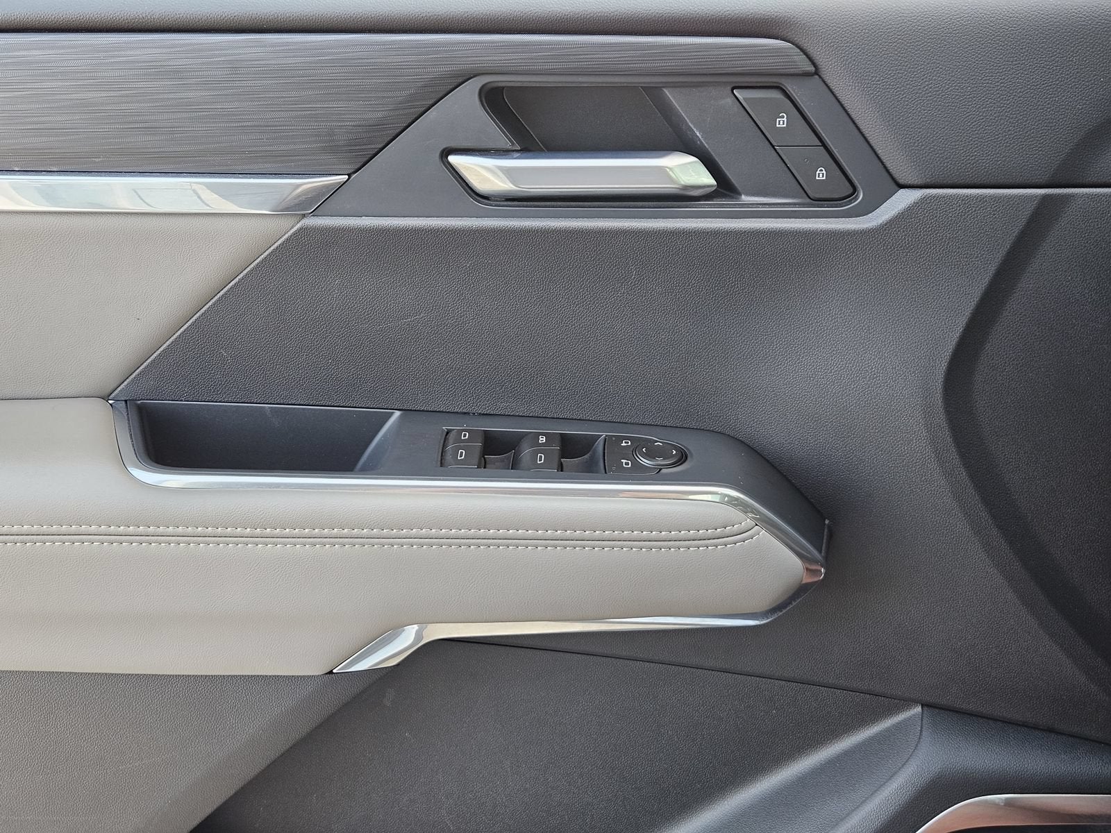 2026 GMC Acadia Elevation - Photo 27