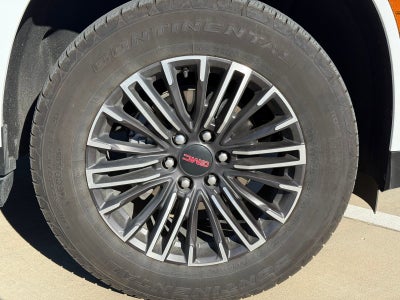 2025 GMC Yukon Elevation