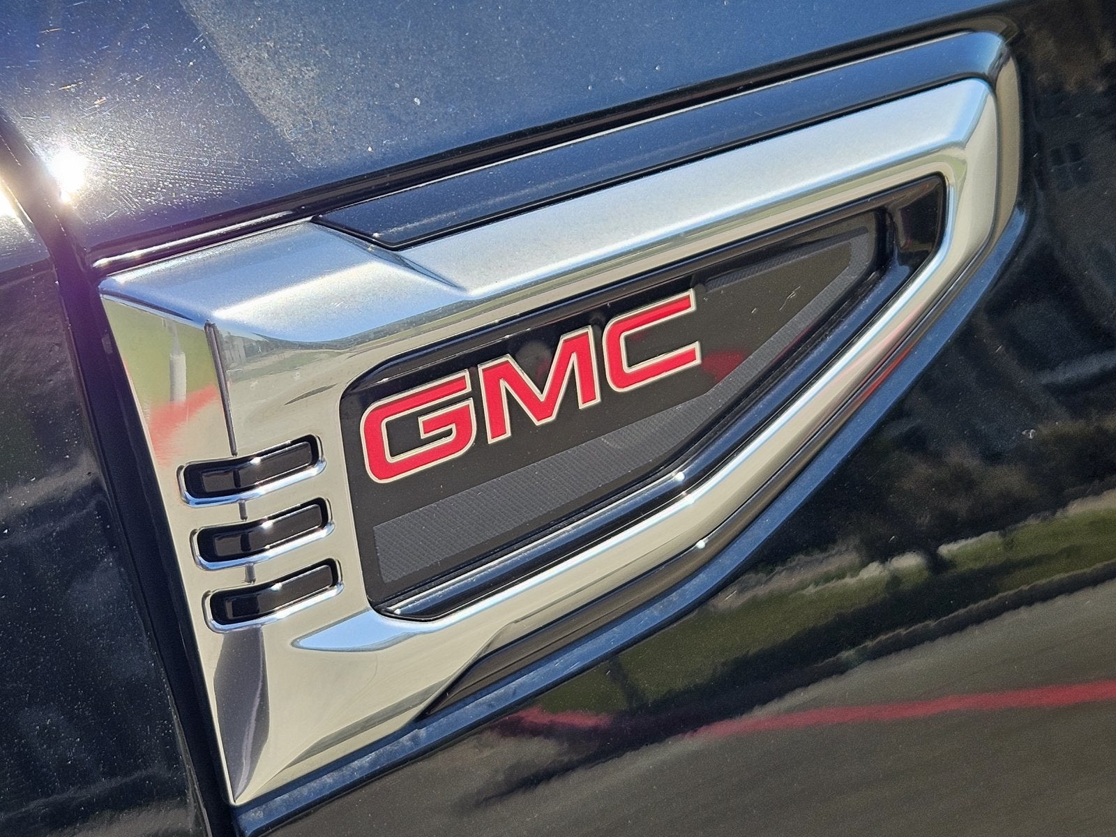 2025 GMC Yukon XL Denali - Photo 15