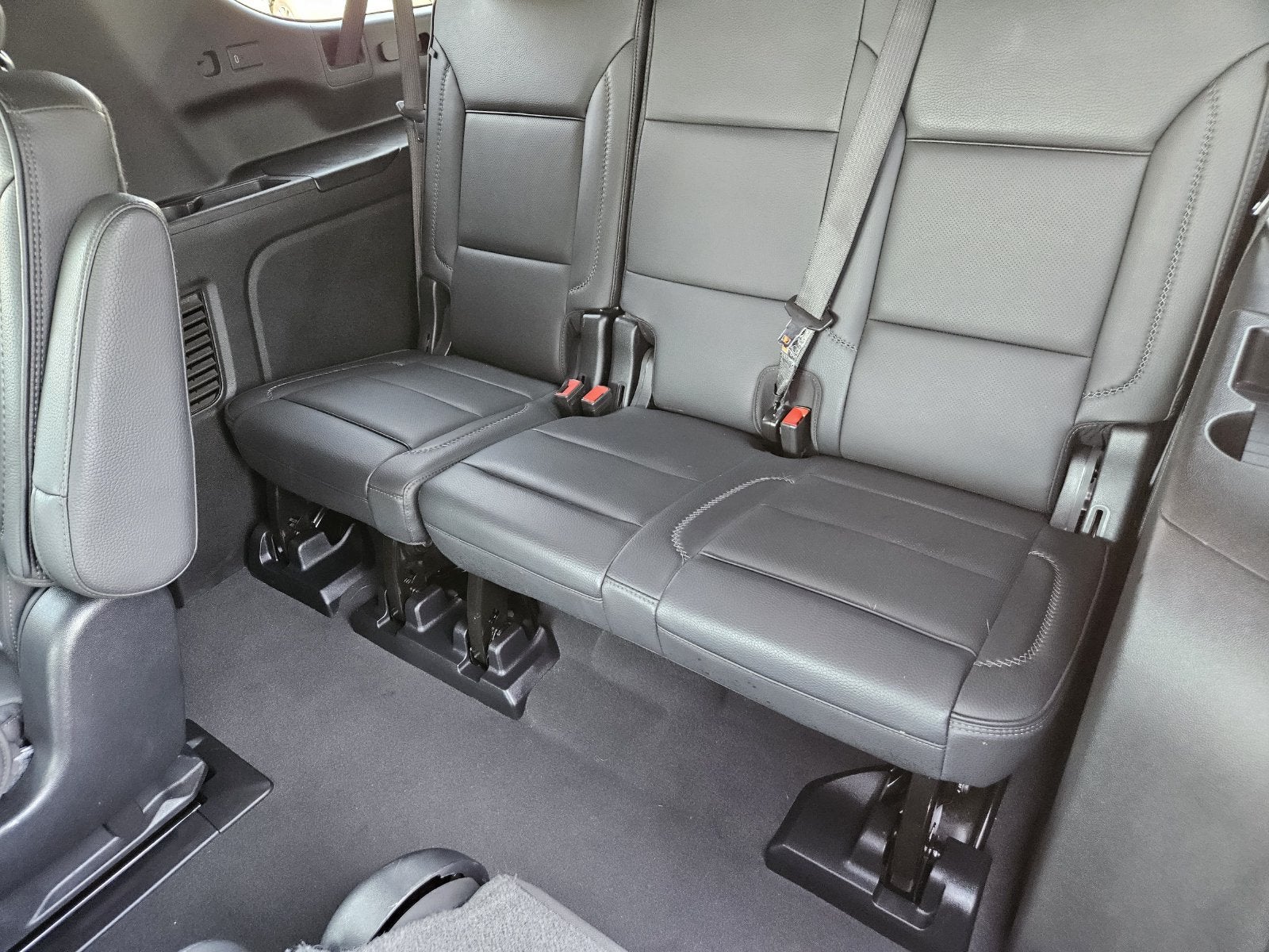 2025 GMC Yukon XL Denali - Photo 34