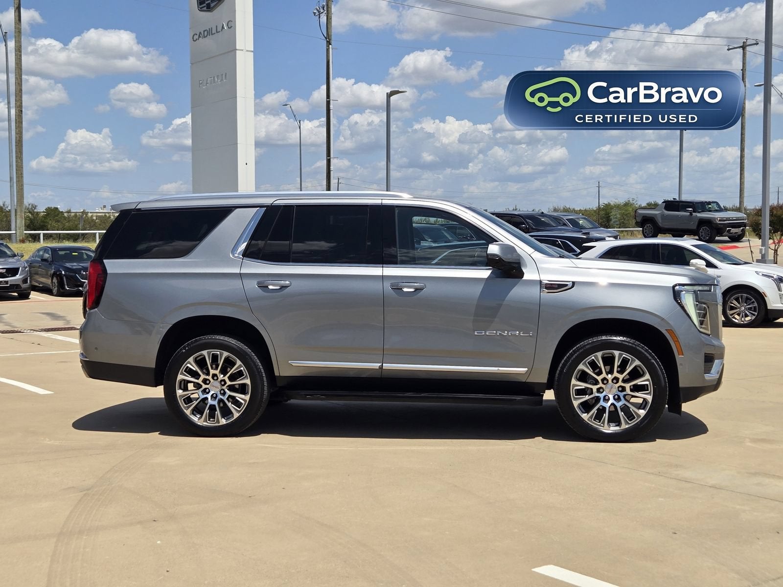 2025 GMC Yukon Denali - Photo 7