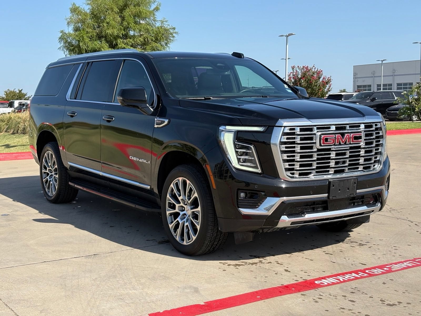 2025 GMC Yukon XL Denali