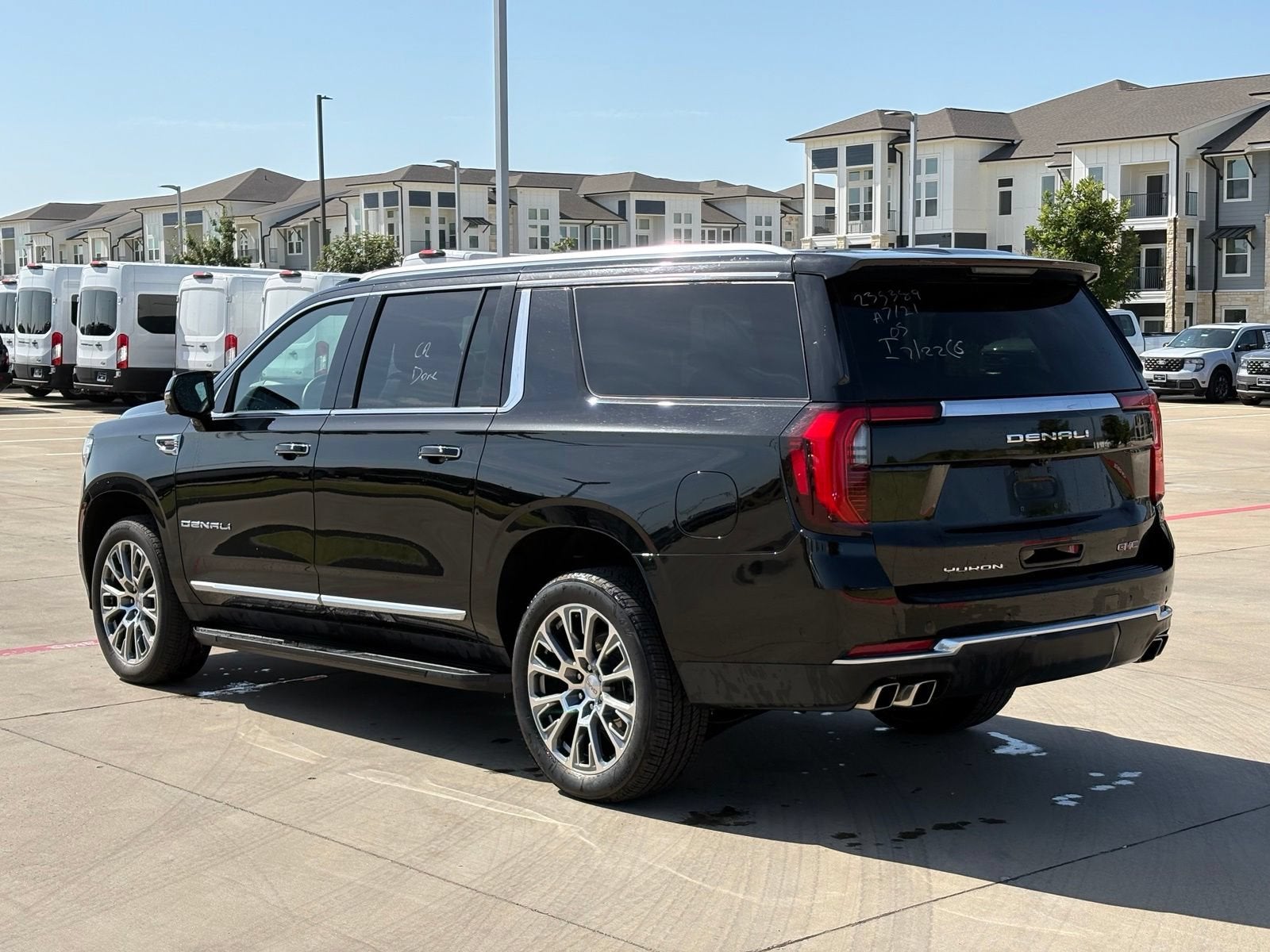 2025 GMC Yukon XL Denali
