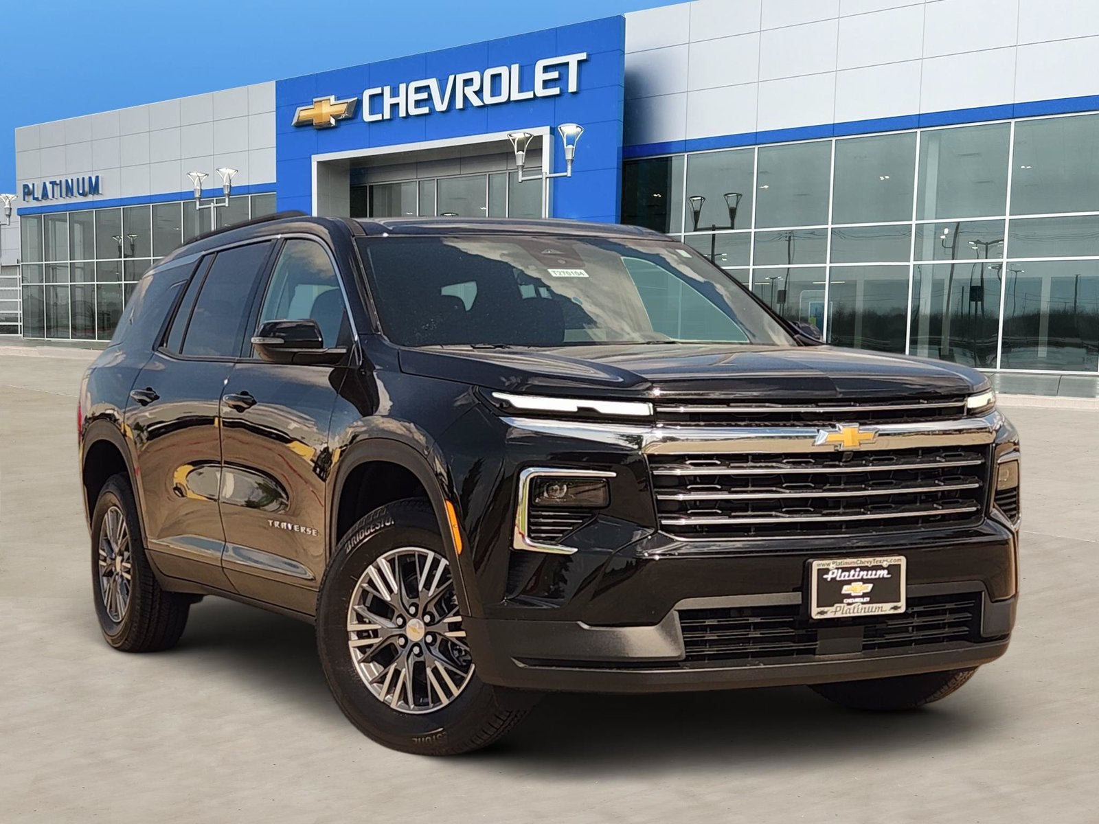 2027 Chevrolet Traverse LT