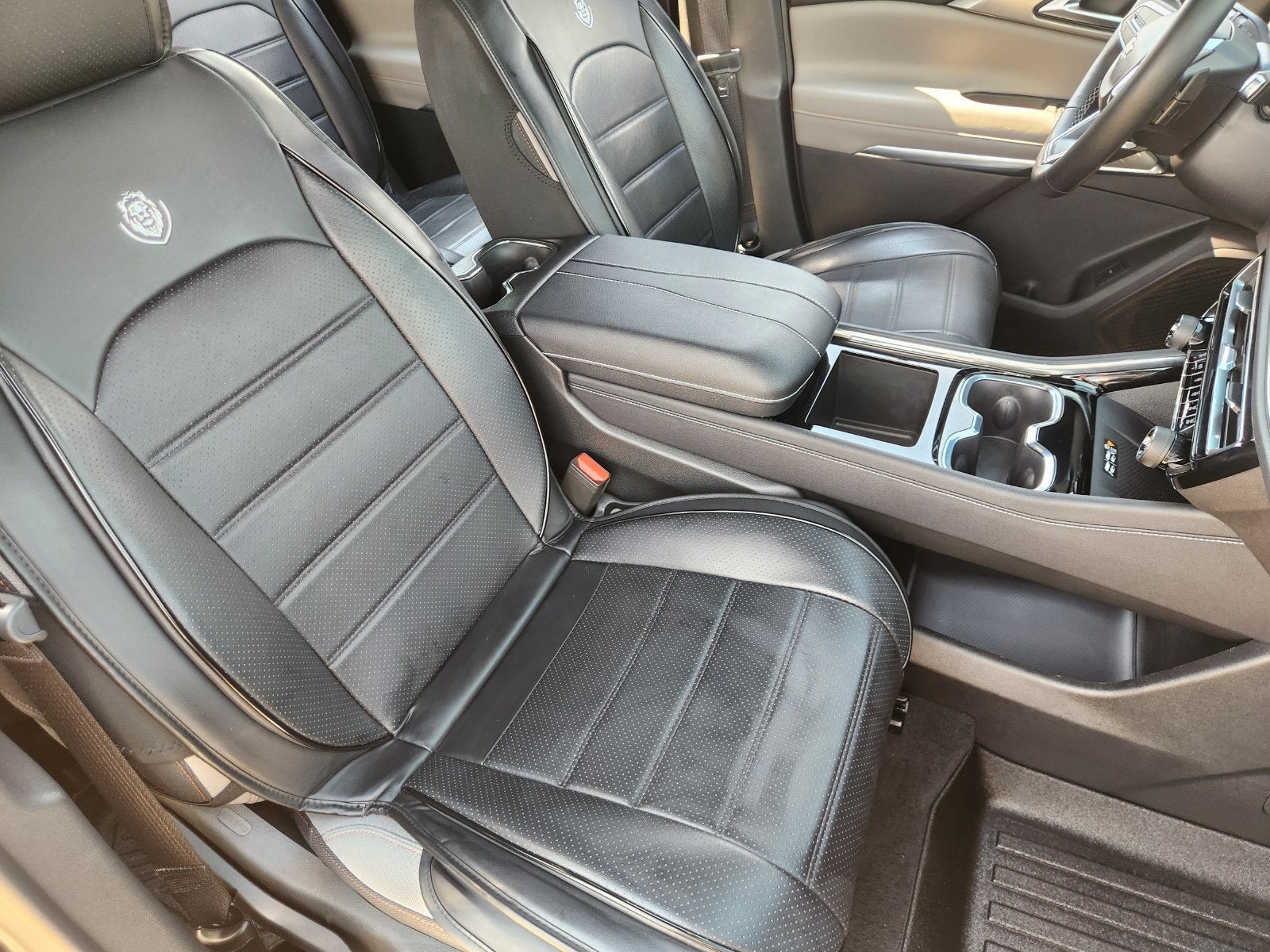 2026 Chevrolet Traverse LT - Photo 18
