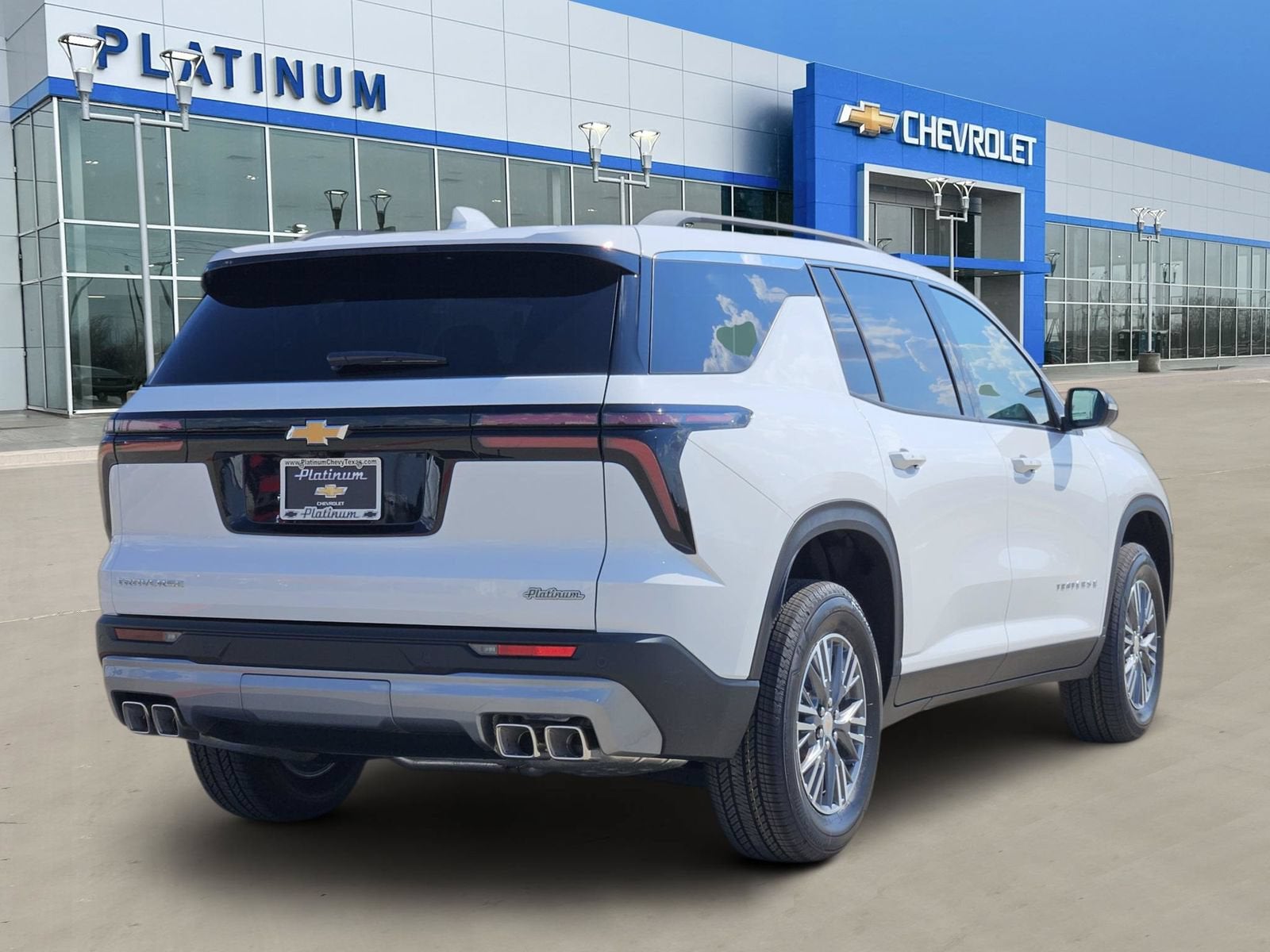 2027 Chevrolet Traverse LT