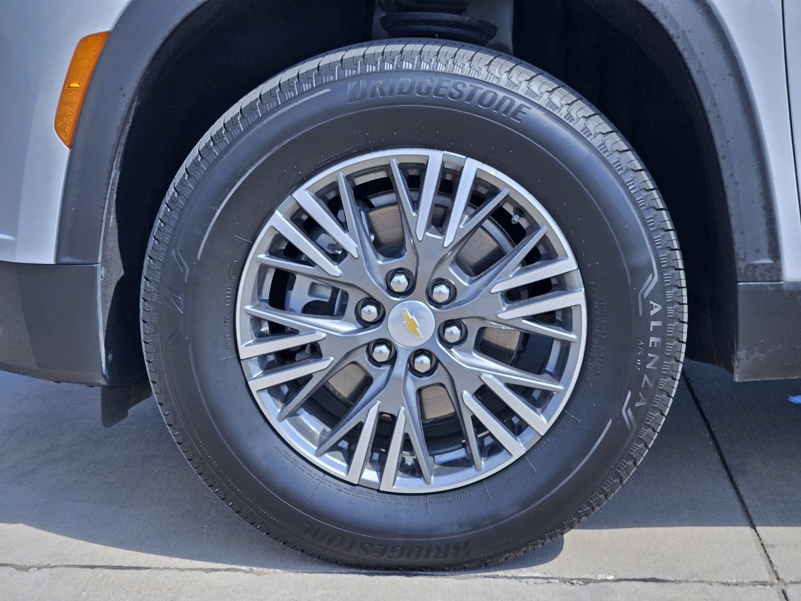 2026 Chevrolet Traverse LT - Photo 13