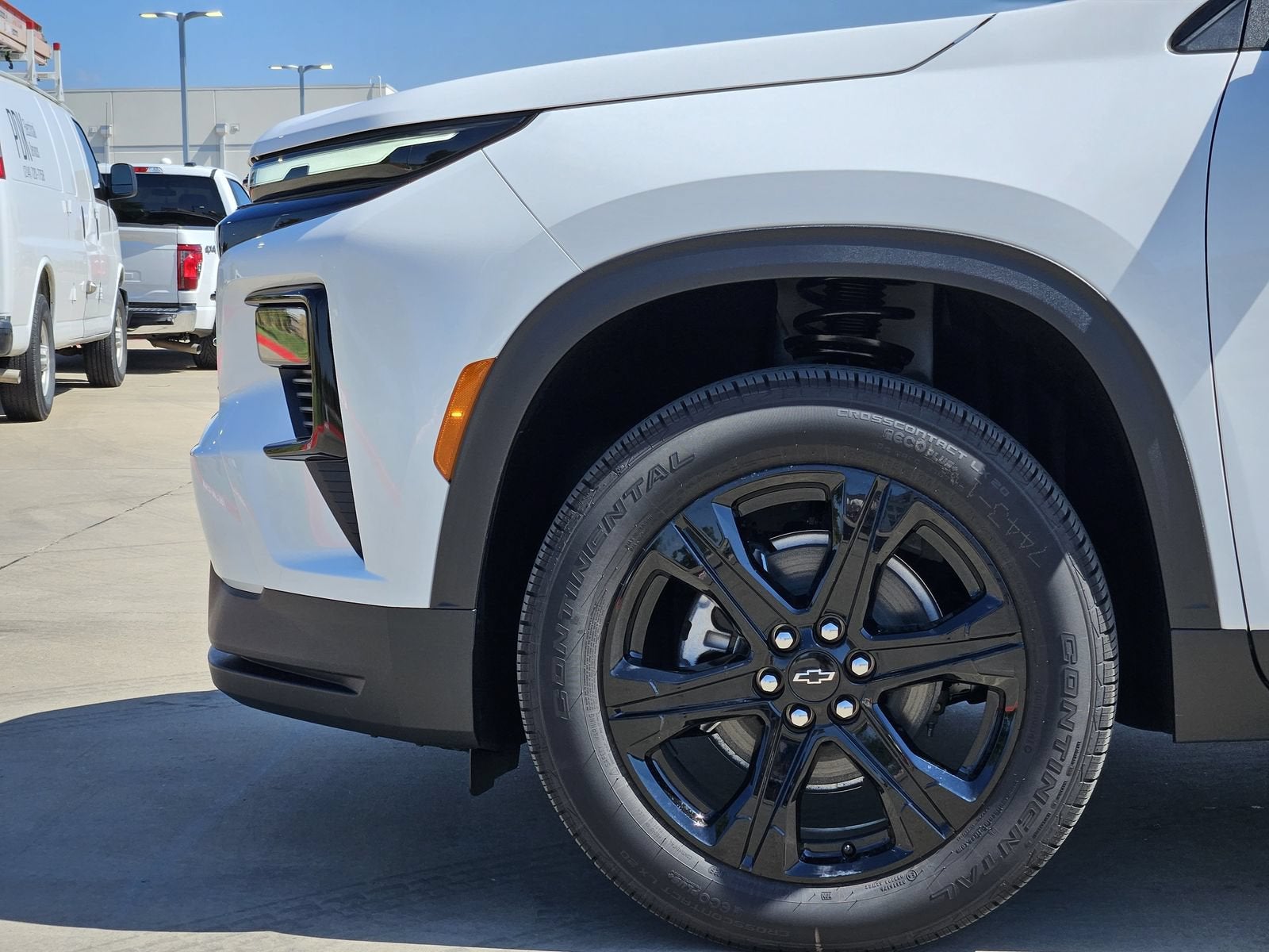 2027 Chevrolet Traverse LT - Photo 11